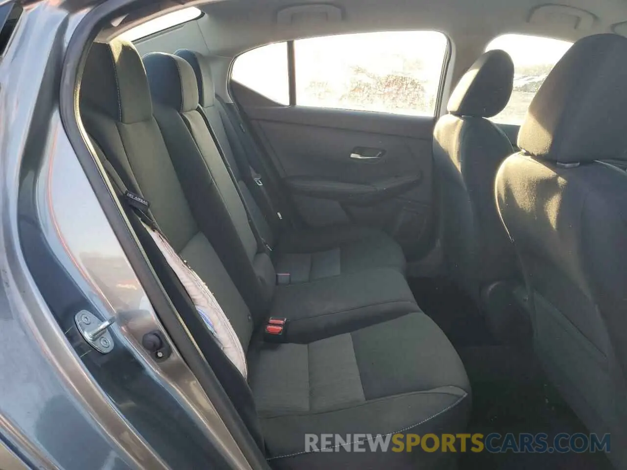 11 Photograph of a damaged car 3N1AB8CV6NY210123 NISSAN SENTRA 2022