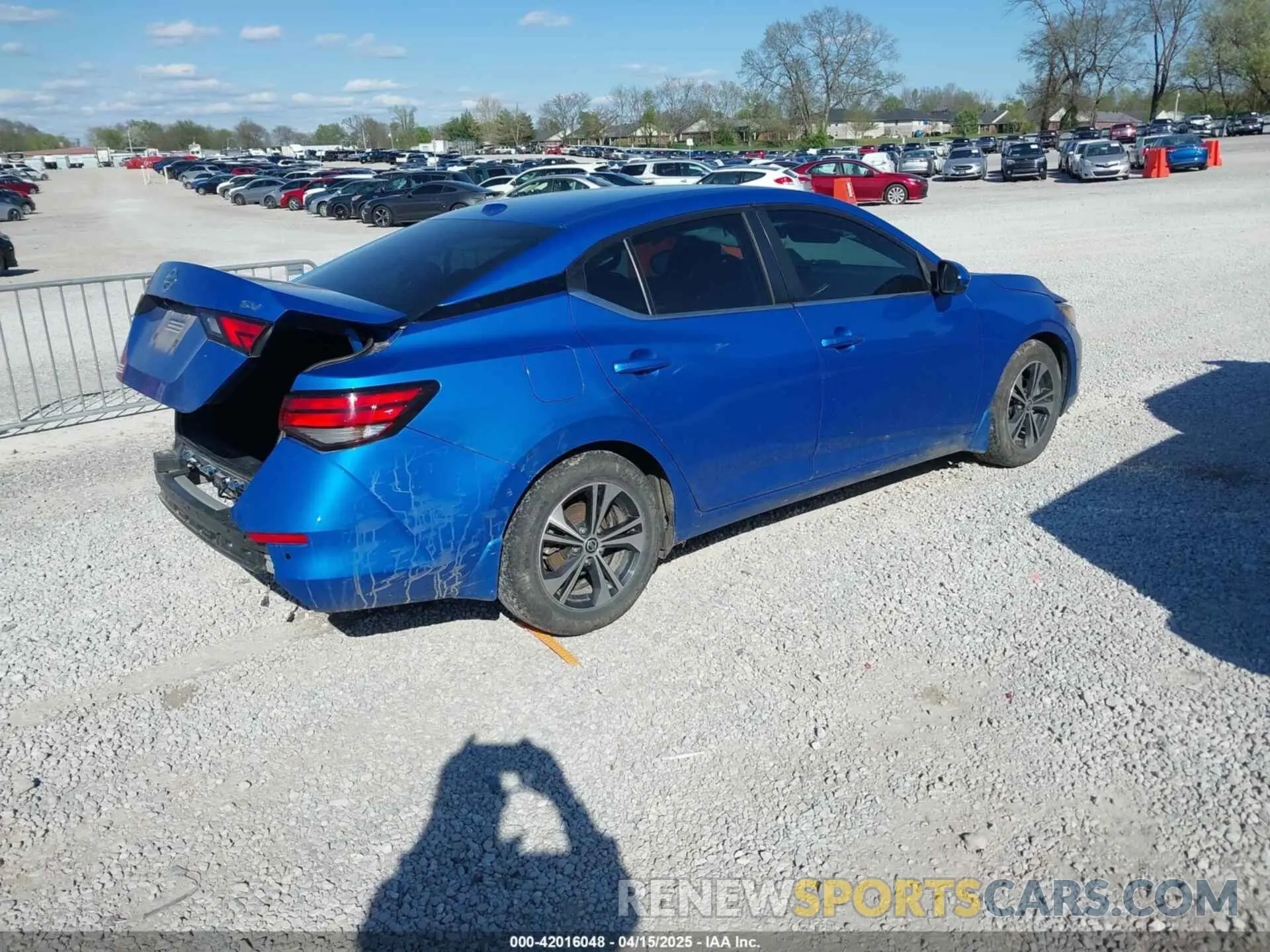 4 Photograph of a damaged car 3N1AB8CV6NY228198 NISSAN SENTRA 2022