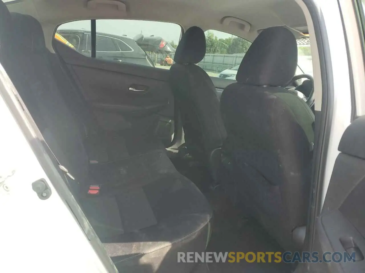 10 Photograph of a damaged car 3N1AB8CV6NY229853 NISSAN SENTRA 2022