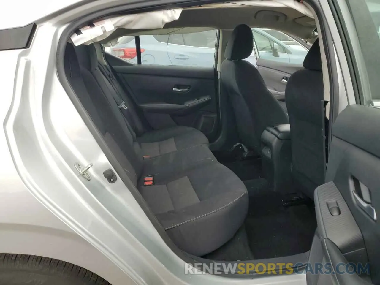 10 Photograph of a damaged car 3N1AB8CV6NY241565 NISSAN SENTRA 2022