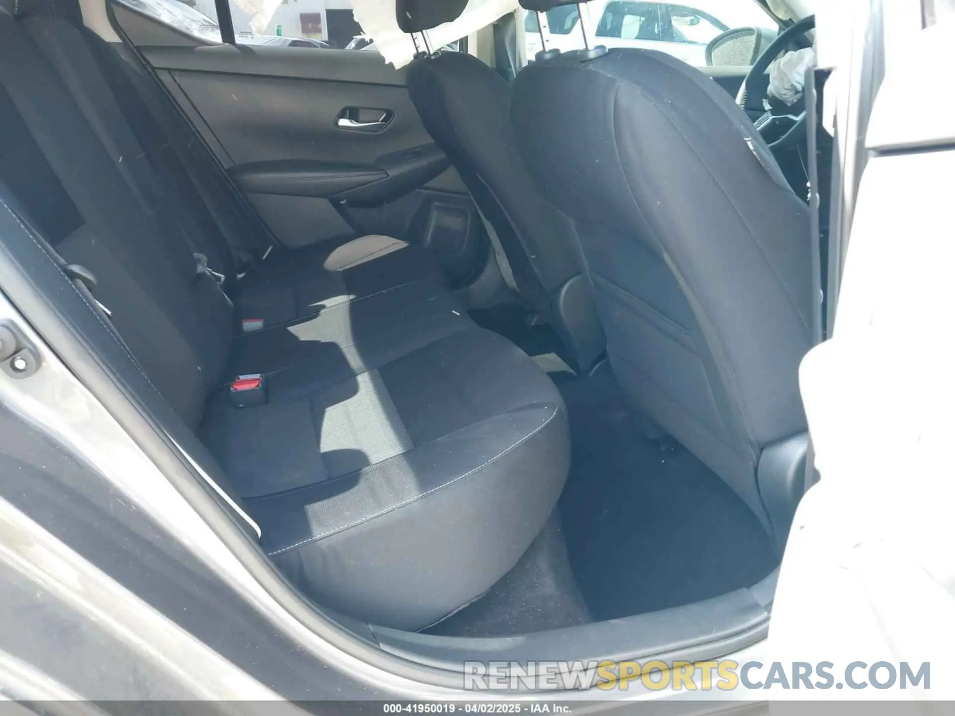 8 Photograph of a damaged car 3N1AB8CV6NY249729 NISSAN SENTRA 2022