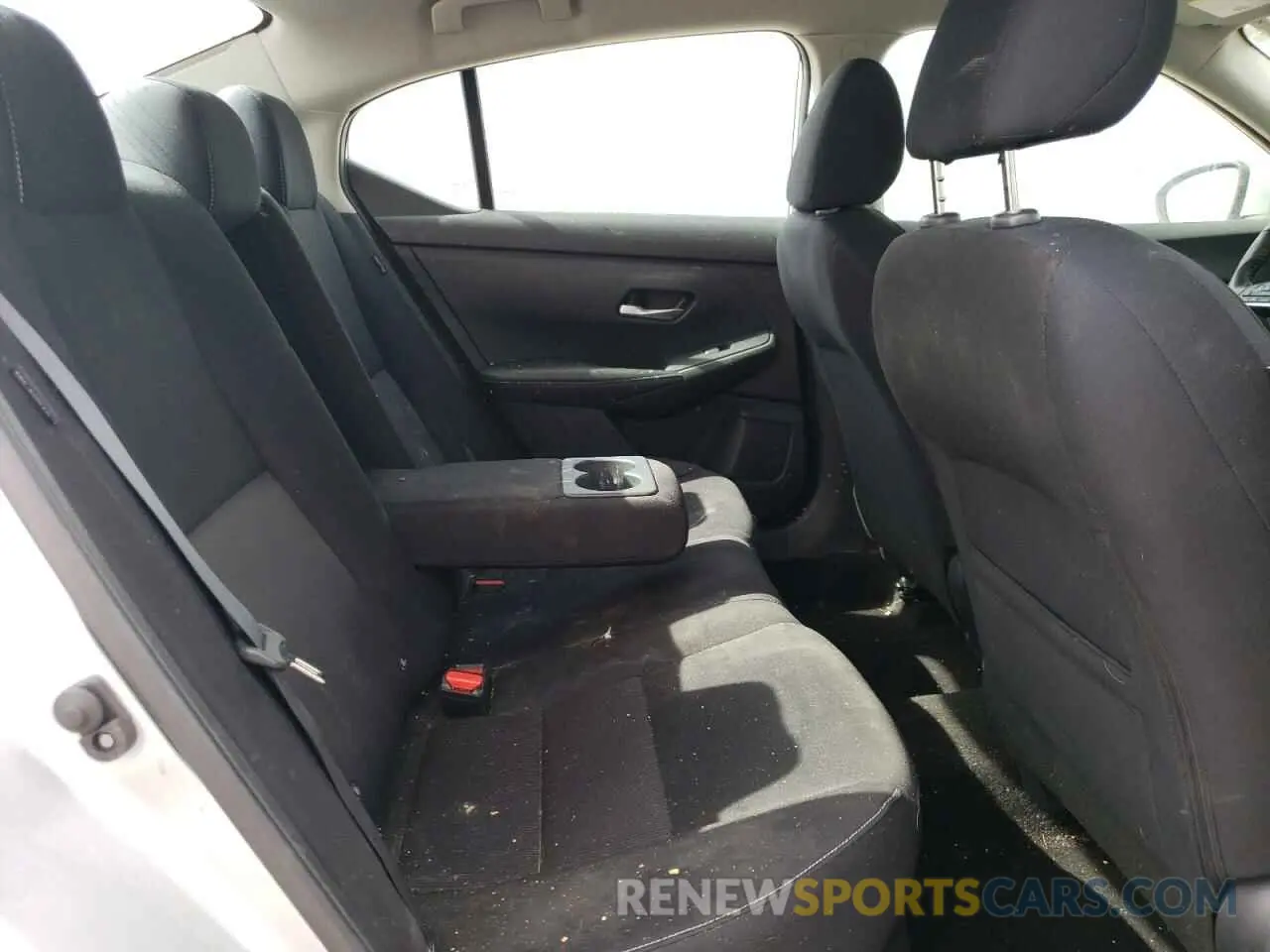 11 Photograph of a damaged car 3N1AB8CV6NY268409 NISSAN SENTRA 2022