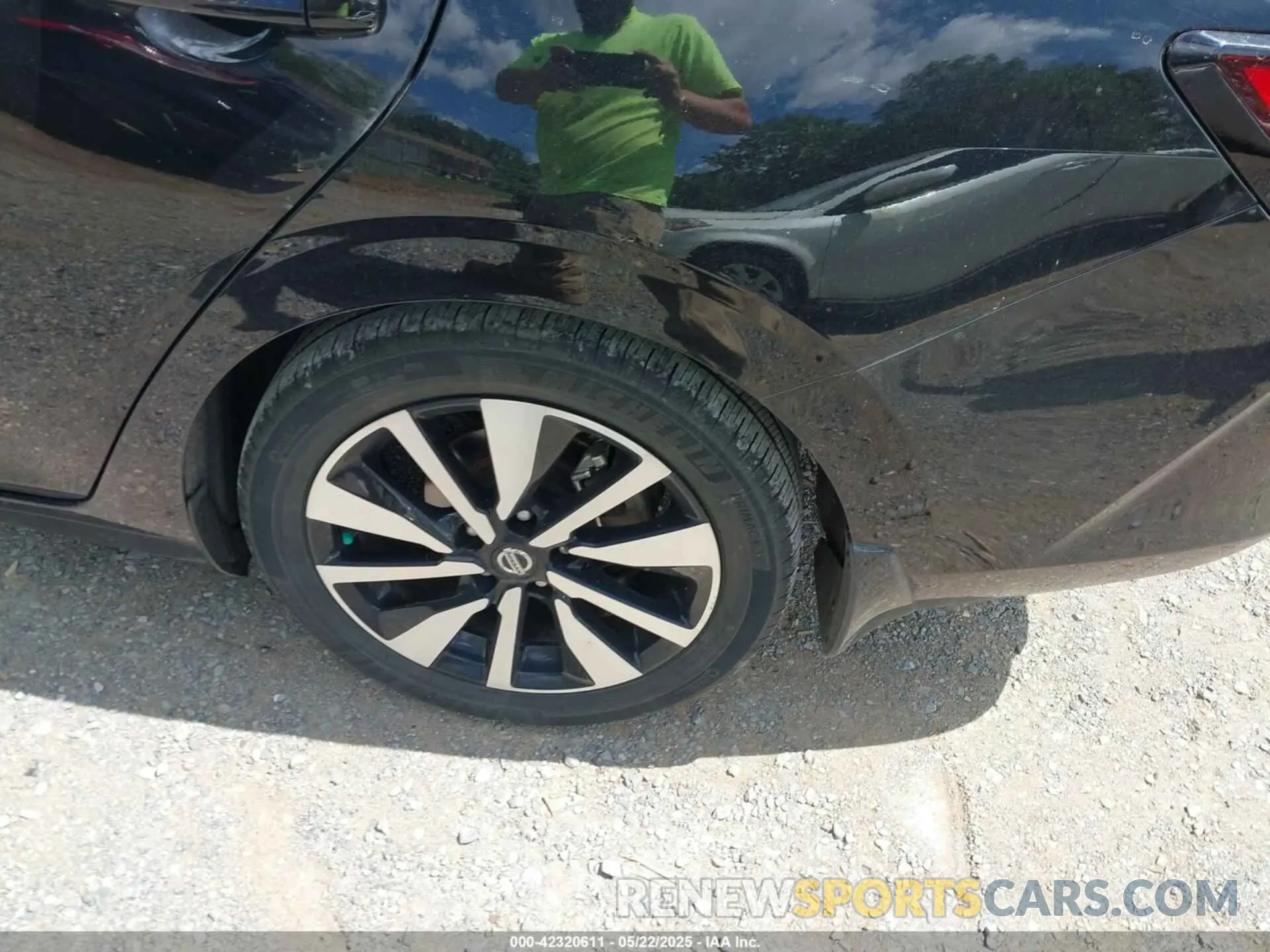 12 Photograph of a damaged car 3N1AB8CV6NY282911 NISSAN SENTRA 2022