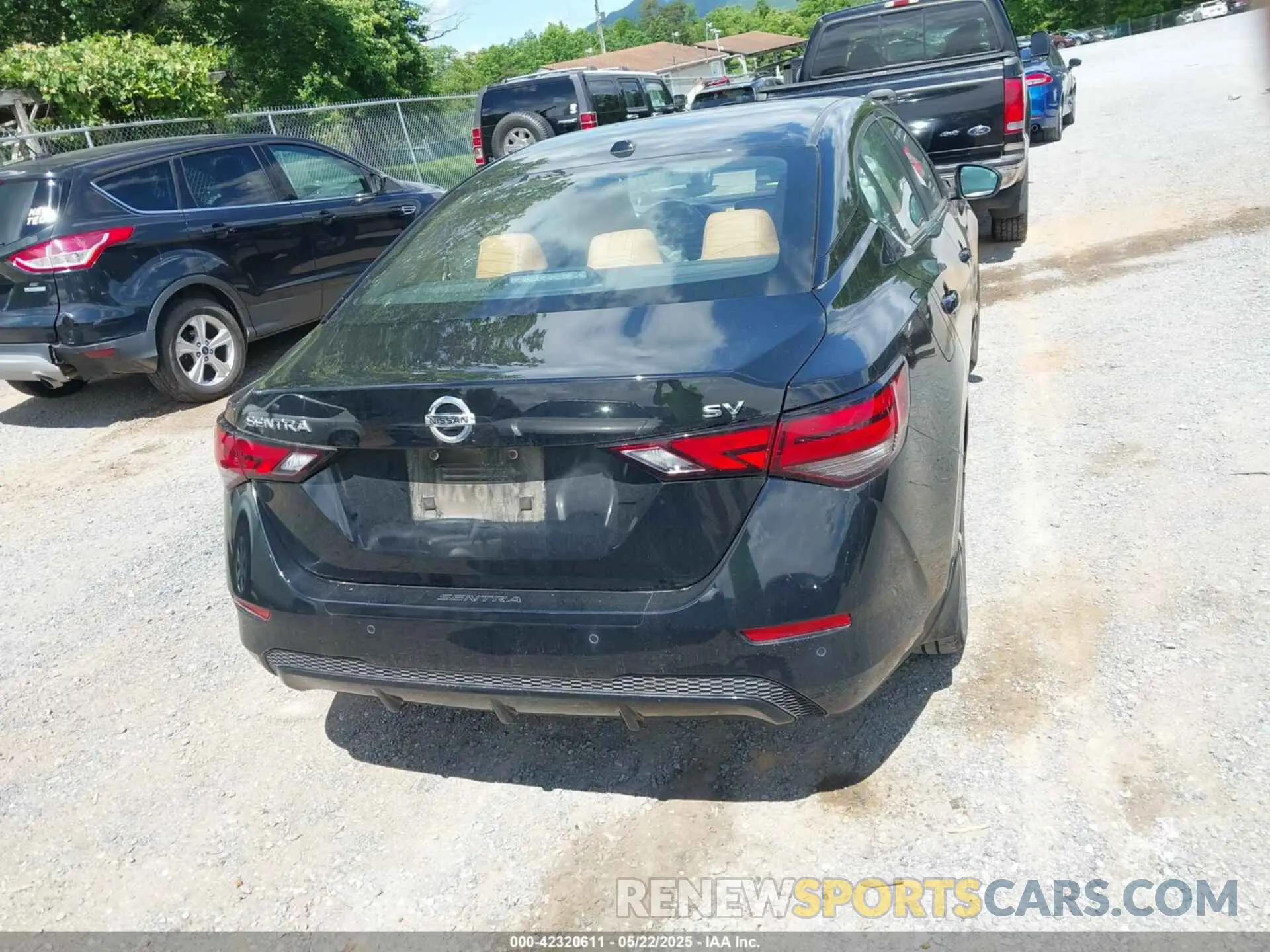 17 Photograph of a damaged car 3N1AB8CV6NY282911 NISSAN SENTRA 2022