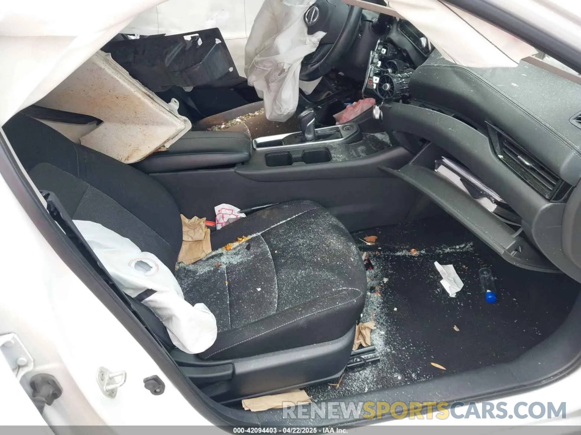 5 Photograph of a damaged car 3N1AB8CV7NY221664 NISSAN SENTRA 2022