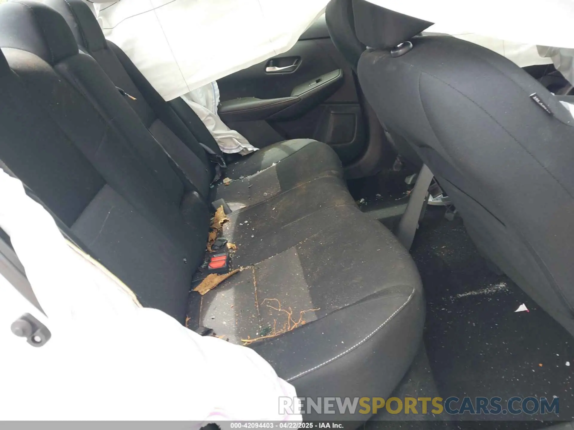 8 Photograph of a damaged car 3N1AB8CV7NY221664 NISSAN SENTRA 2022