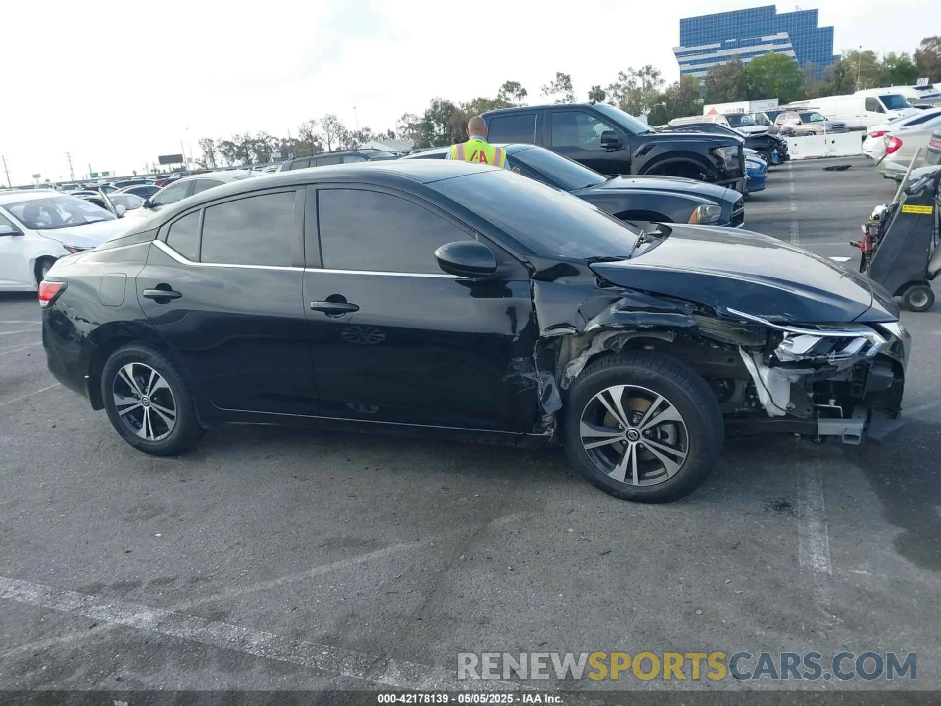 13 Photograph of a damaged car 3N1AB8CV7NY230672 NISSAN SENTRA 2022