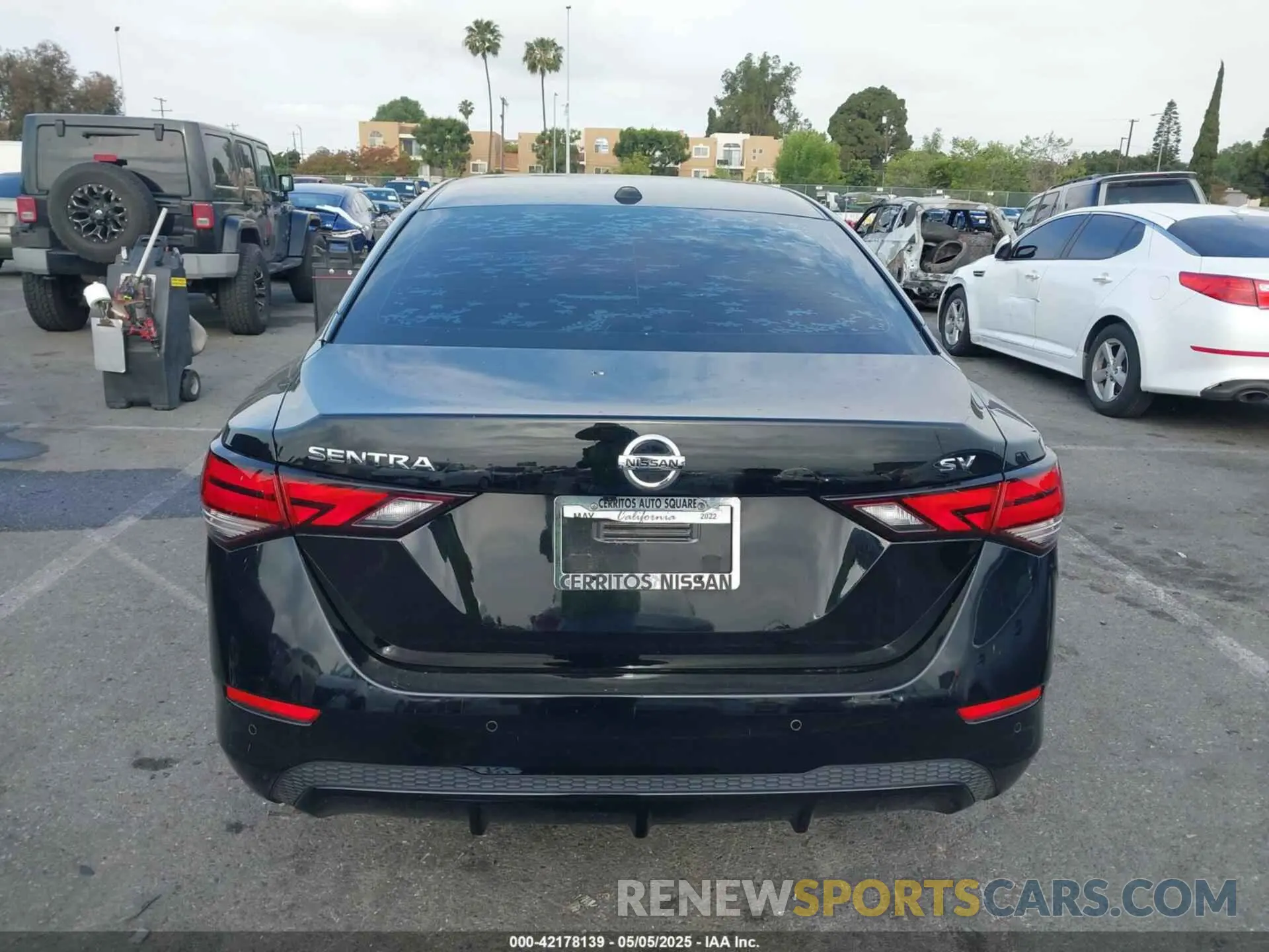 16 Photograph of a damaged car 3N1AB8CV7NY230672 NISSAN SENTRA 2022