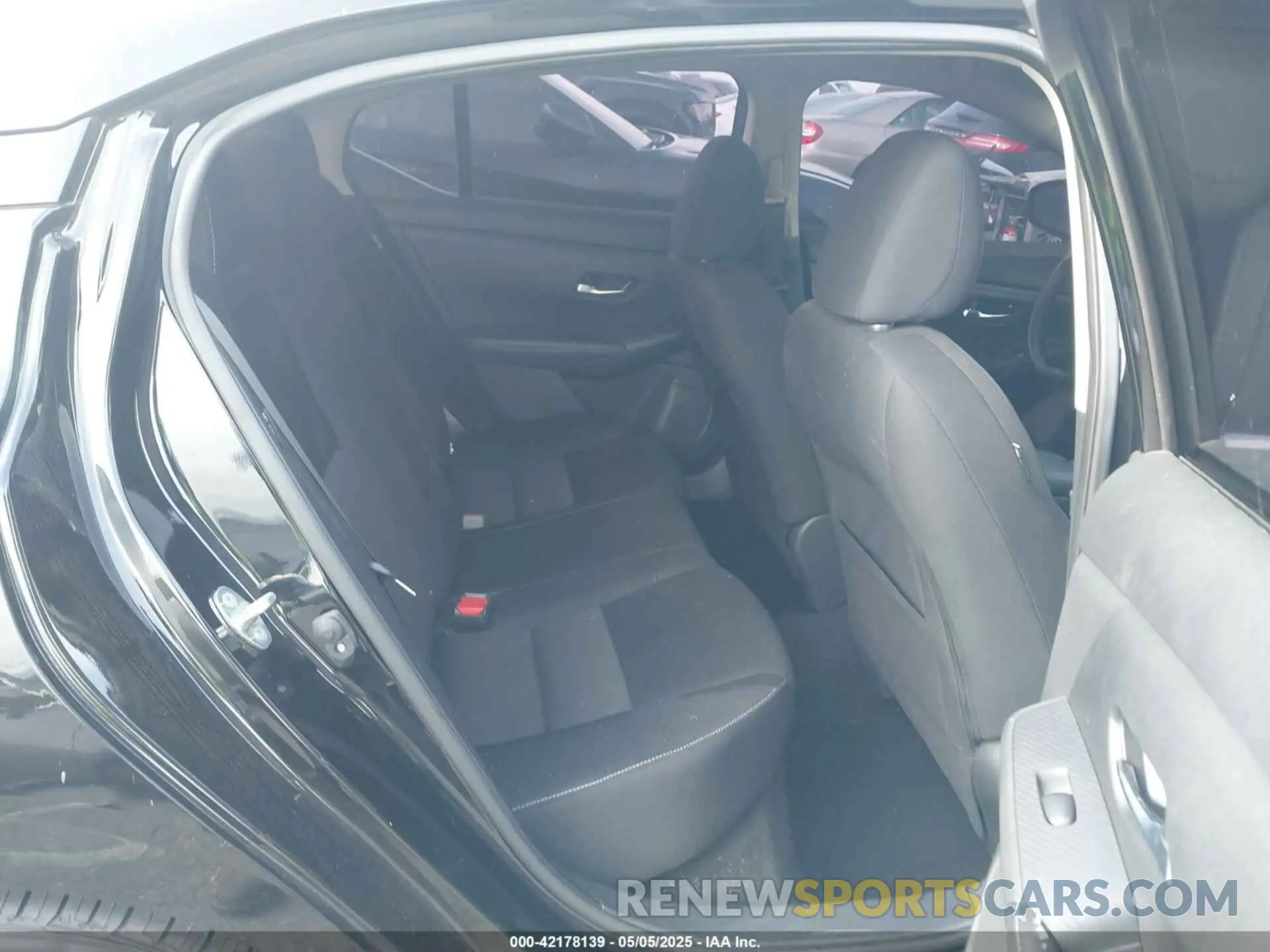 8 Photograph of a damaged car 3N1AB8CV7NY230672 NISSAN SENTRA 2022