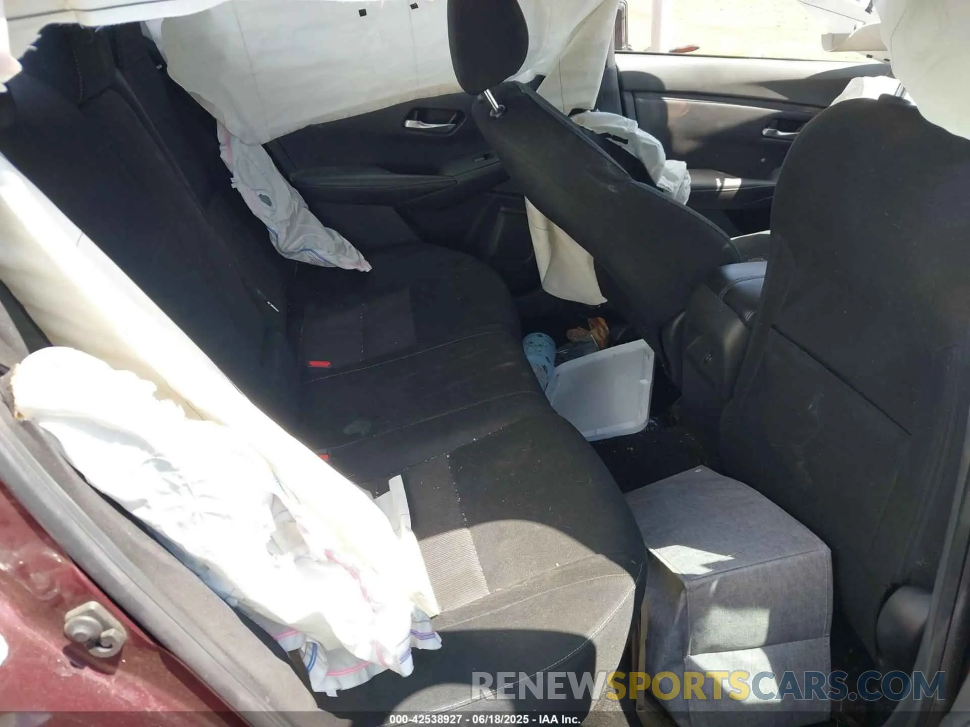 8 Photograph of a damaged car 3N1AB8CV7NY264806 NISSAN SENTRA 2022