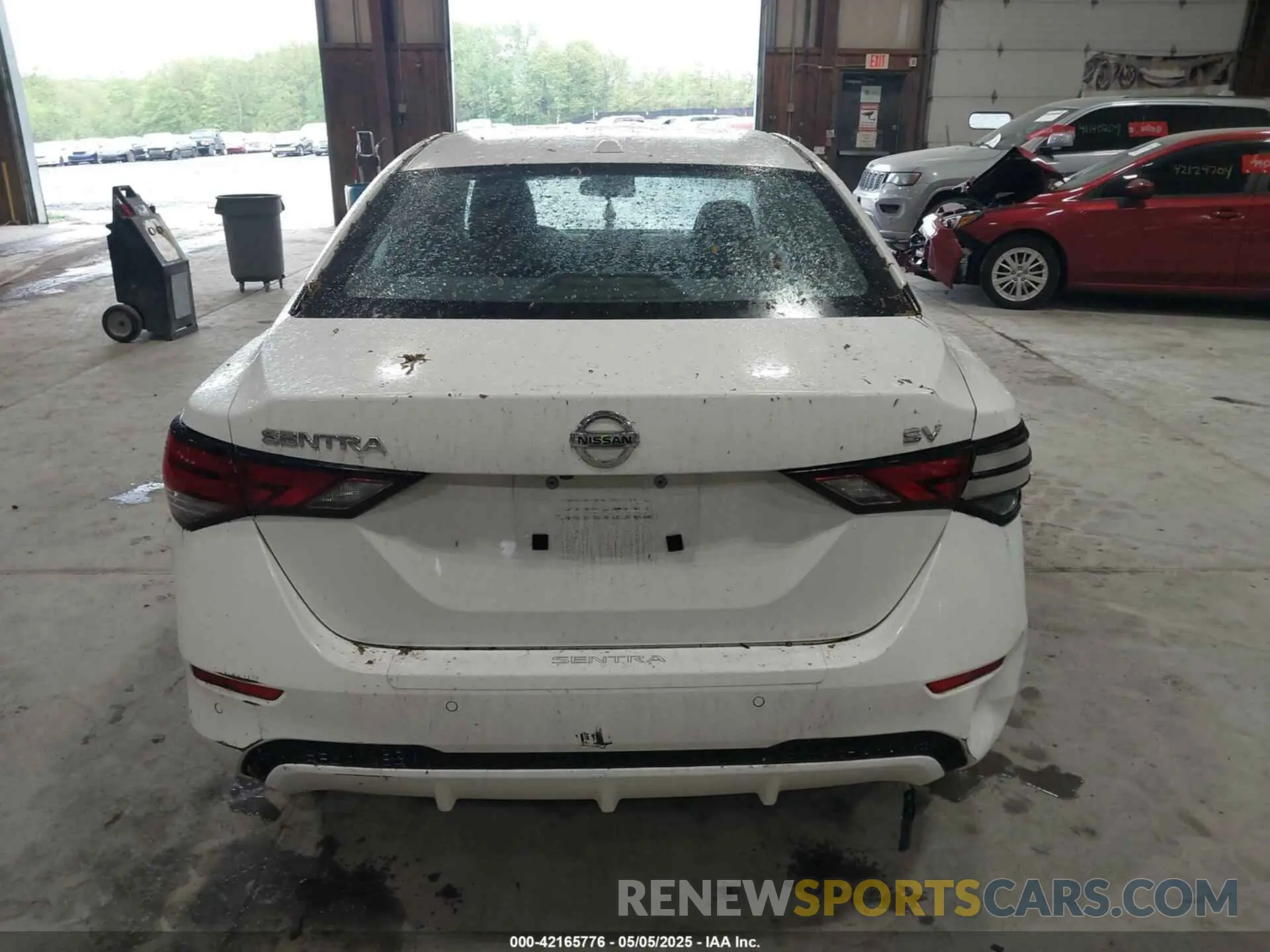 16 Photograph of a damaged car 3N1AB8CV7NY289365 NISSAN SENTRA 2022