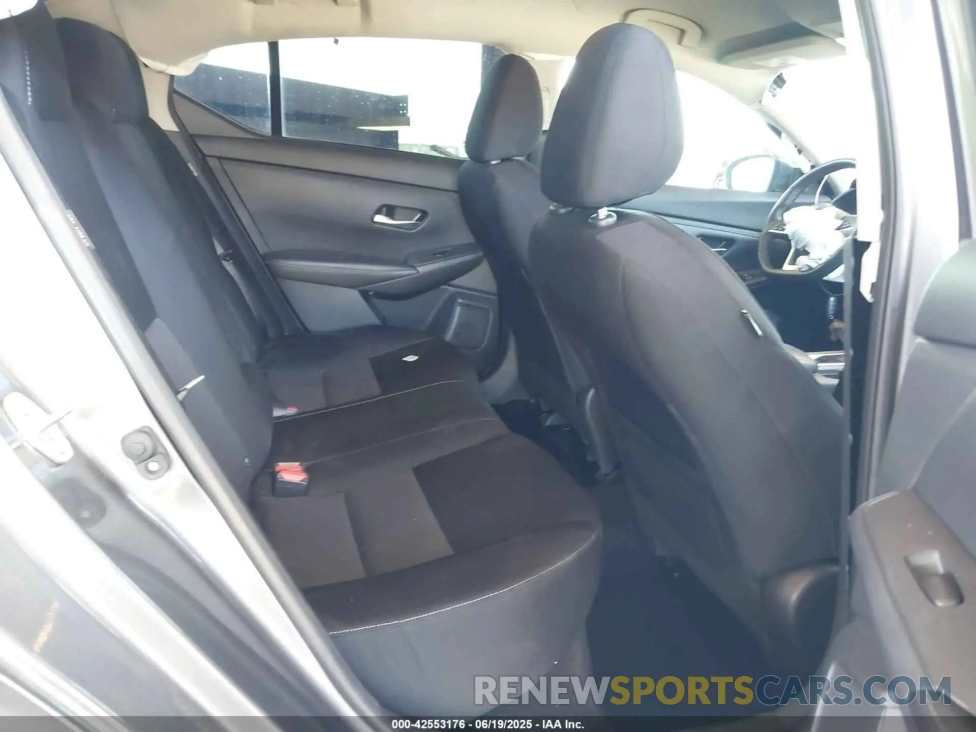 8 Photograph of a damaged car 3N1AB8CV7NY306830 NISSAN SENTRA 2022