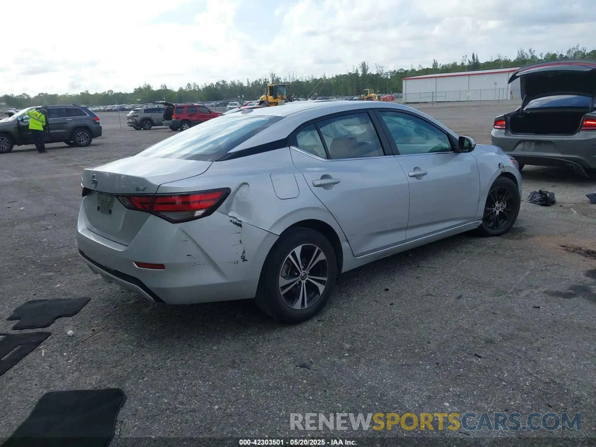 4 Photograph of a damaged car 3N1AB8CV7NY315866 NISSAN SENTRA 2022