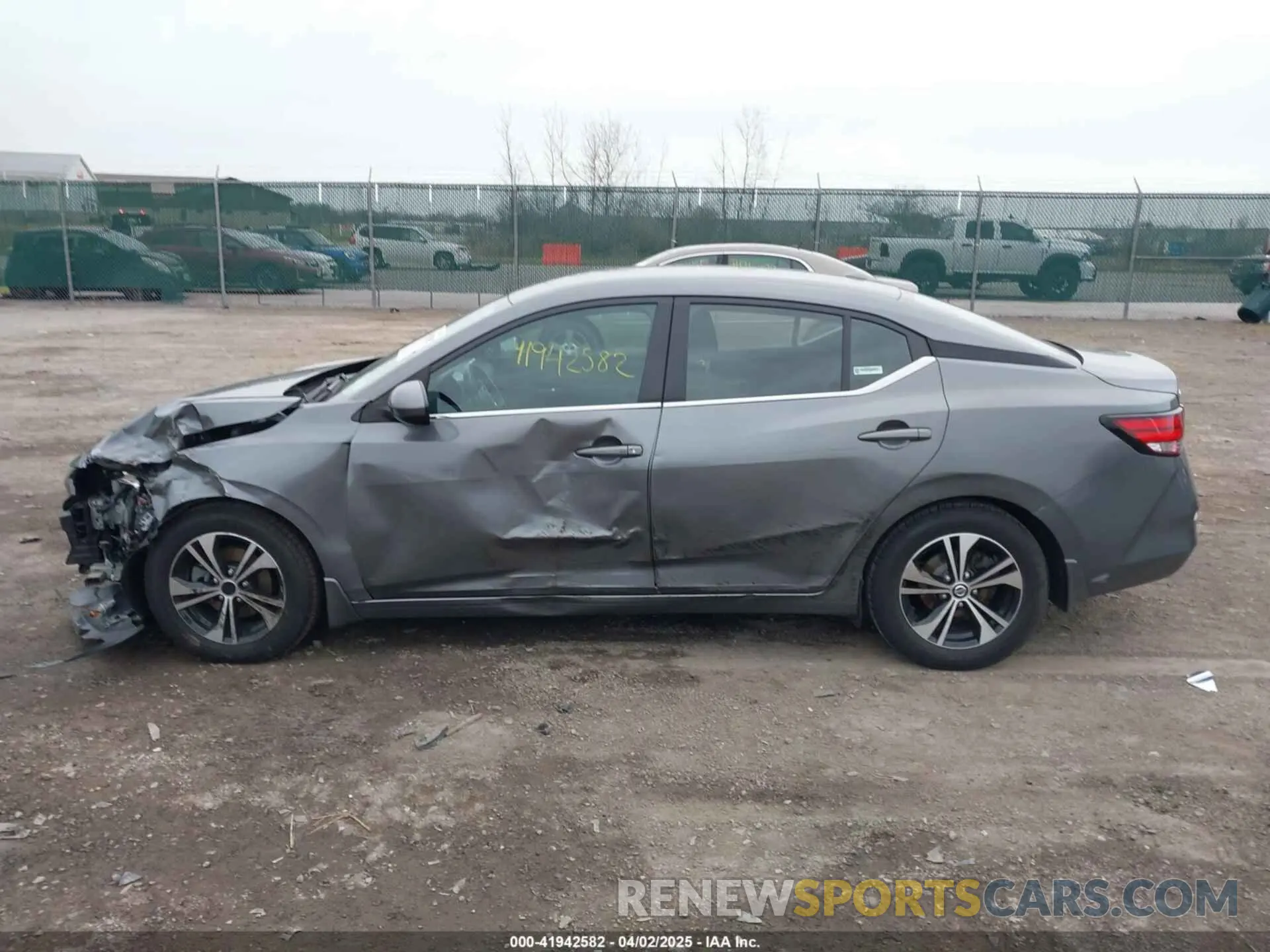 14 Photograph of a damaged car 3N1AB8CV8NY208969 NISSAN SENTRA 2022