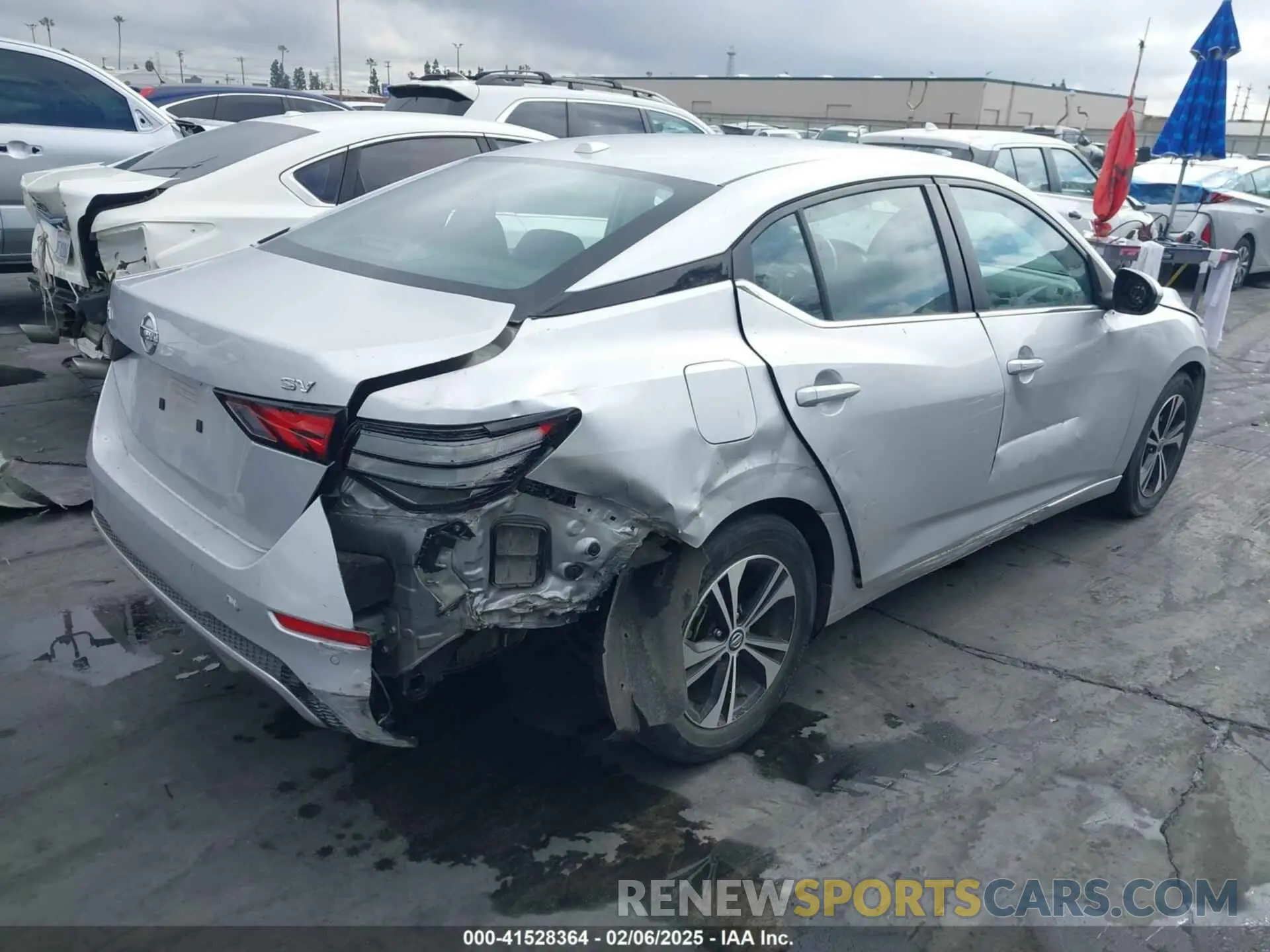 4 Photograph of a damaged car 3N1AB8CV8NY255550 NISSAN SENTRA 2022