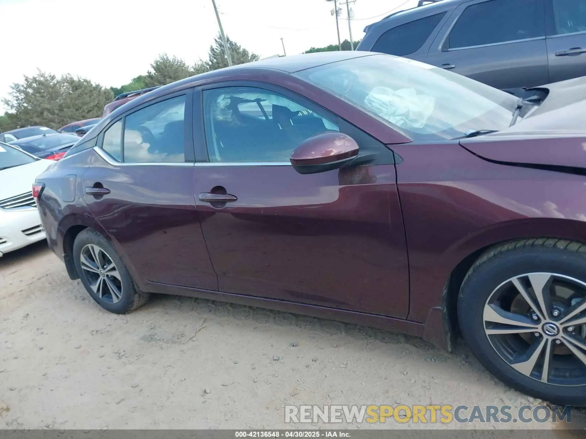 13 Photograph of a damaged car 3N1AB8CV8NY261686 NISSAN SENTRA 2022