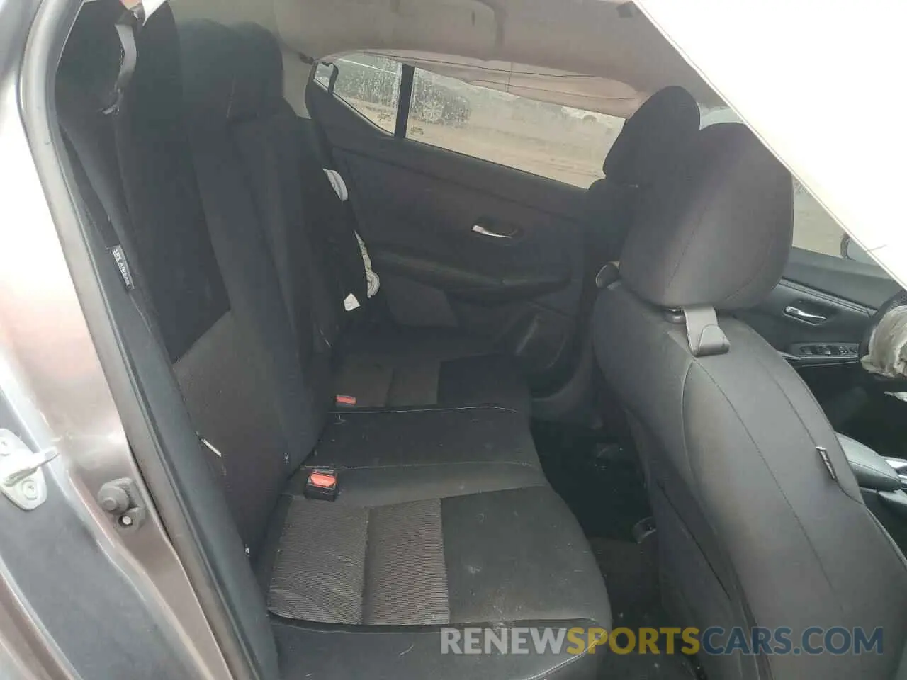 10 Photograph of a damaged car 3N1AB8CV8NY304116 NISSAN SENTRA 2022
