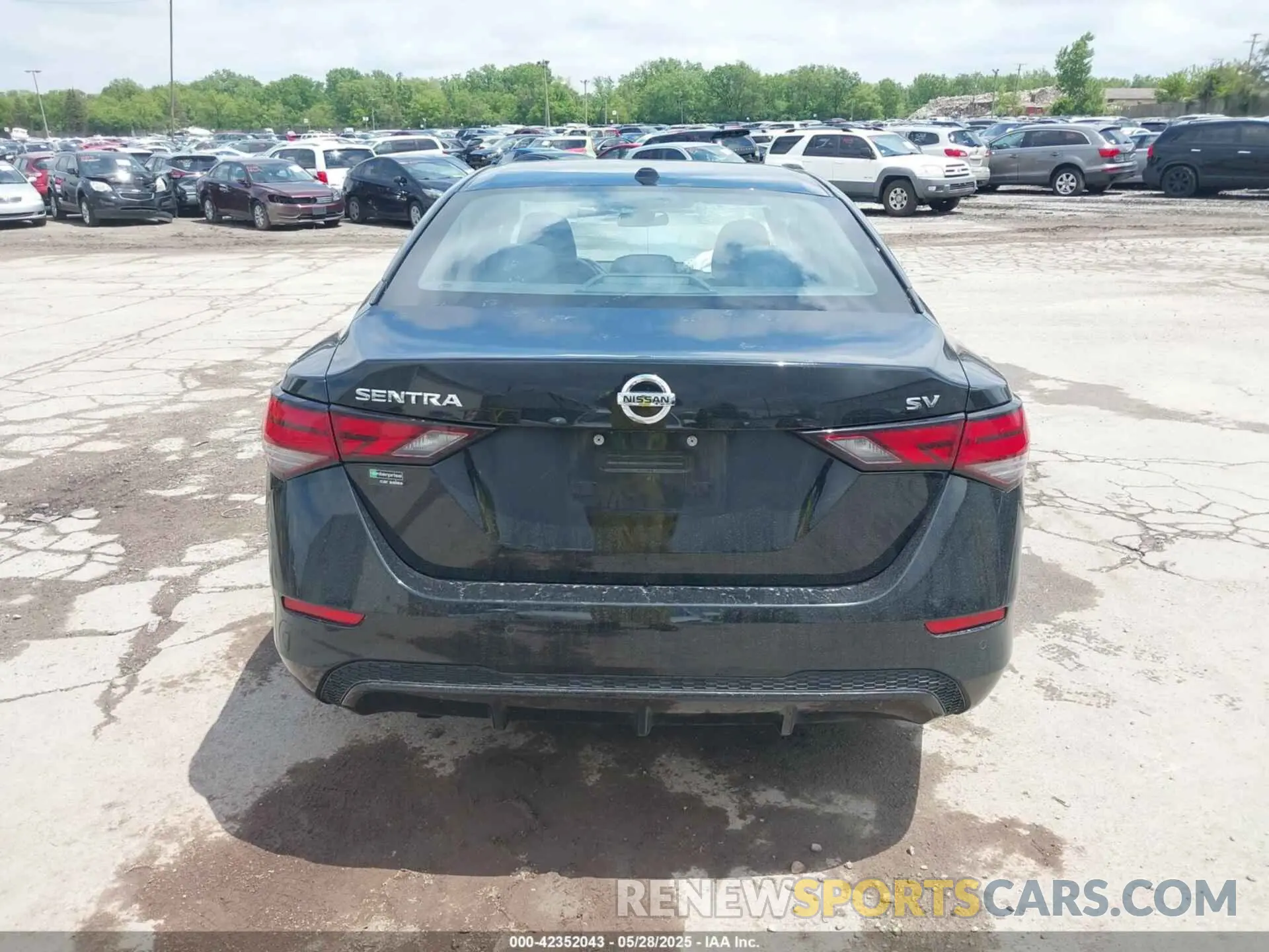 16 Photograph of a damaged car 3N1AB8CV9NY203411 NISSAN SENTRA 2022