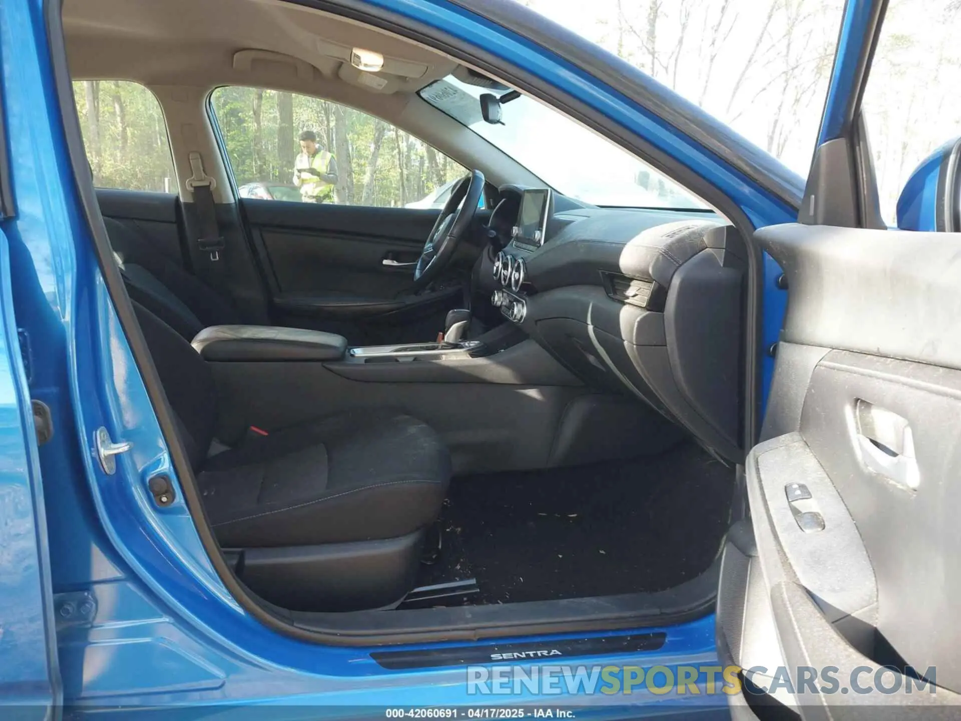 5 Photograph of a damaged car 3N1AB8CV9NY203912 NISSAN SENTRA 2022