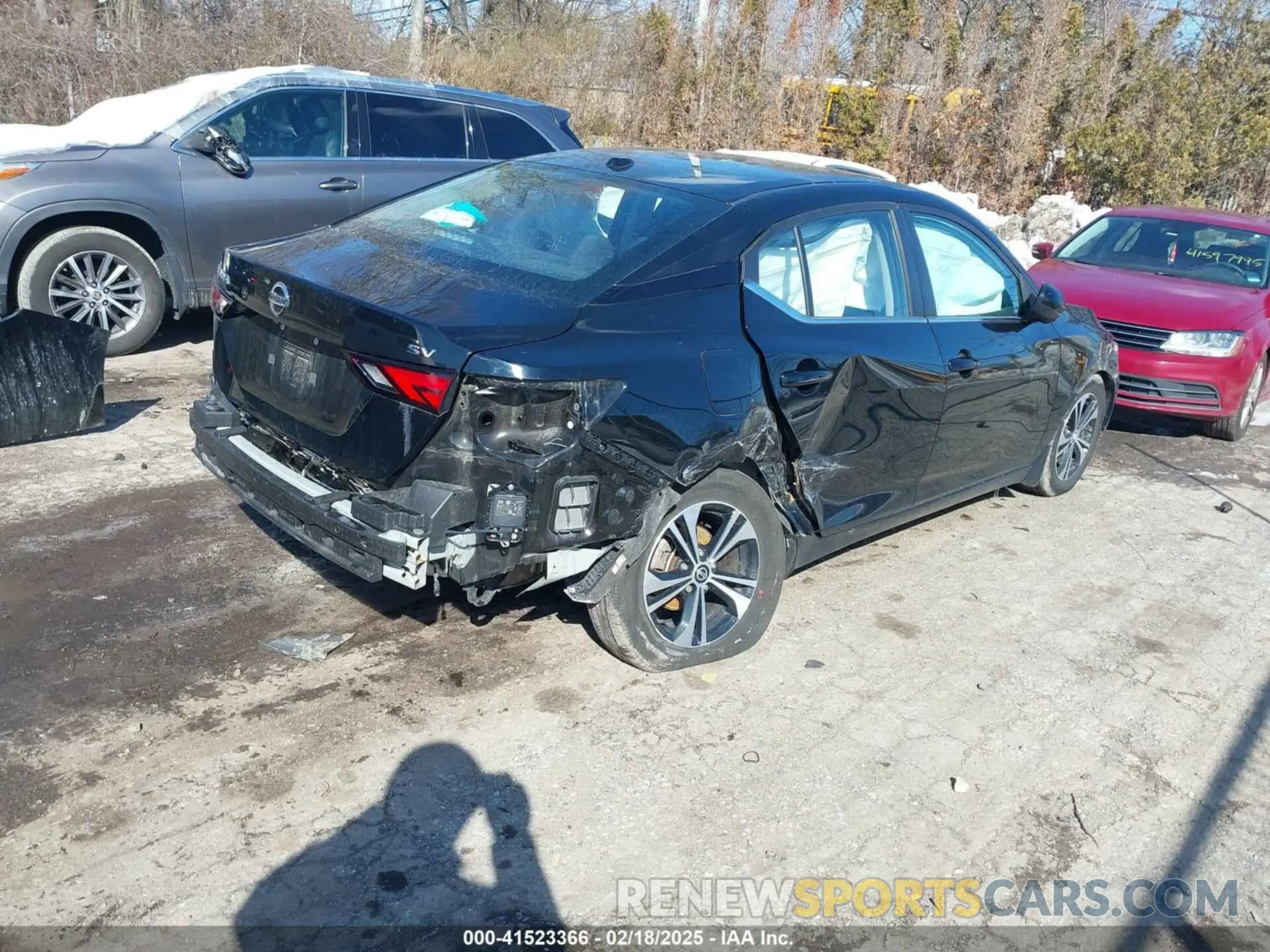 4 Photograph of a damaged car 3N1AB8CV9NY235680 NISSAN SENTRA 2022