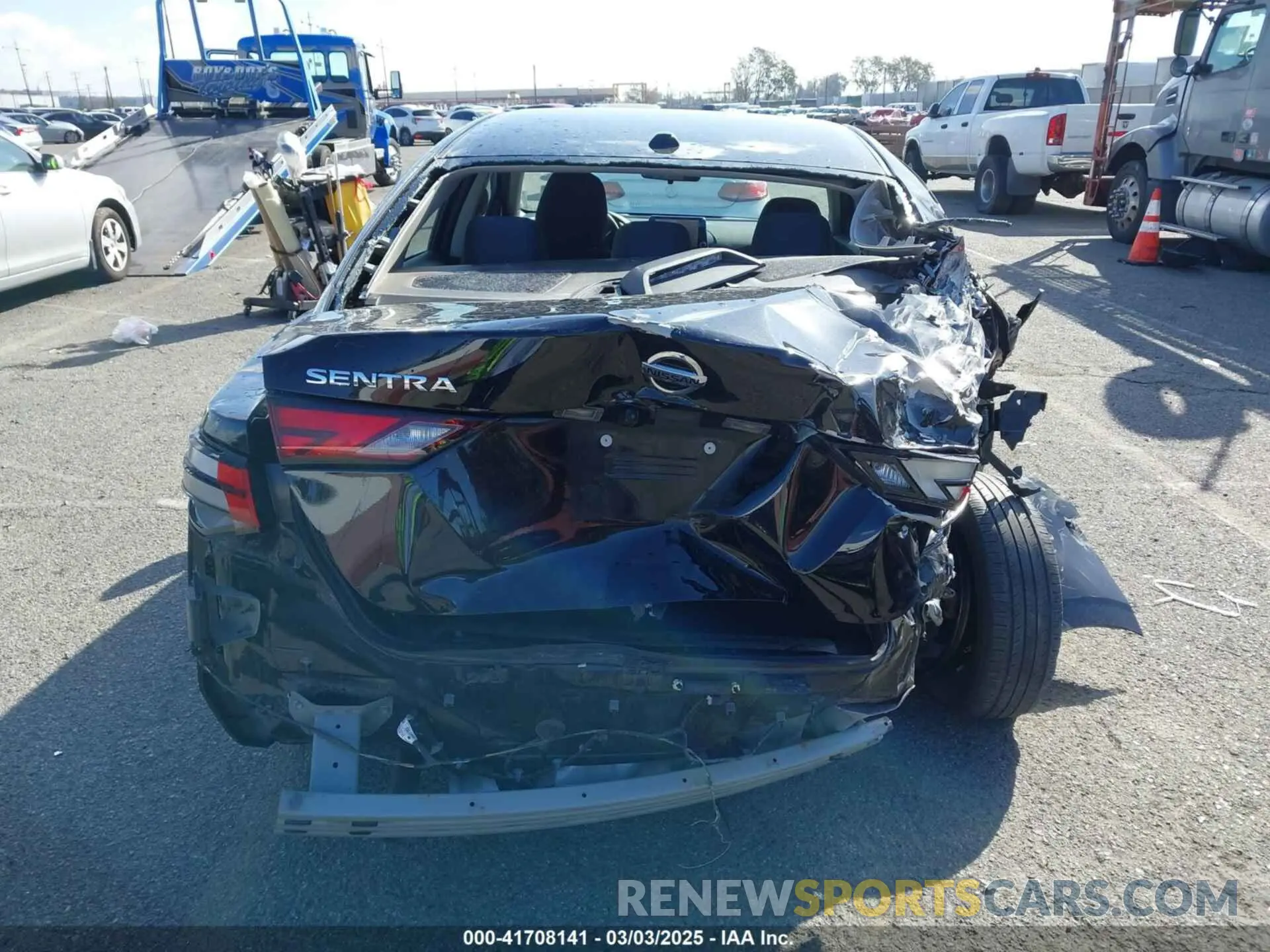 6 Photograph of a damaged car 3N1AB8CV9NY246940 NISSAN SENTRA 2022