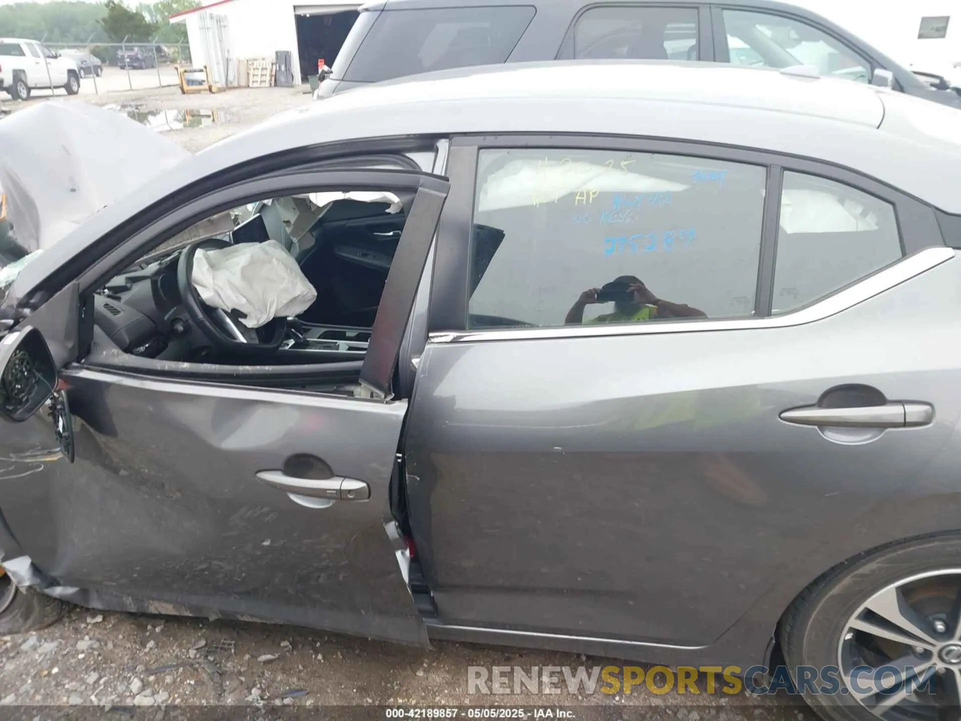 14 Photograph of a damaged car 3N1AB8CV9NY275287 NISSAN SENTRA 2022