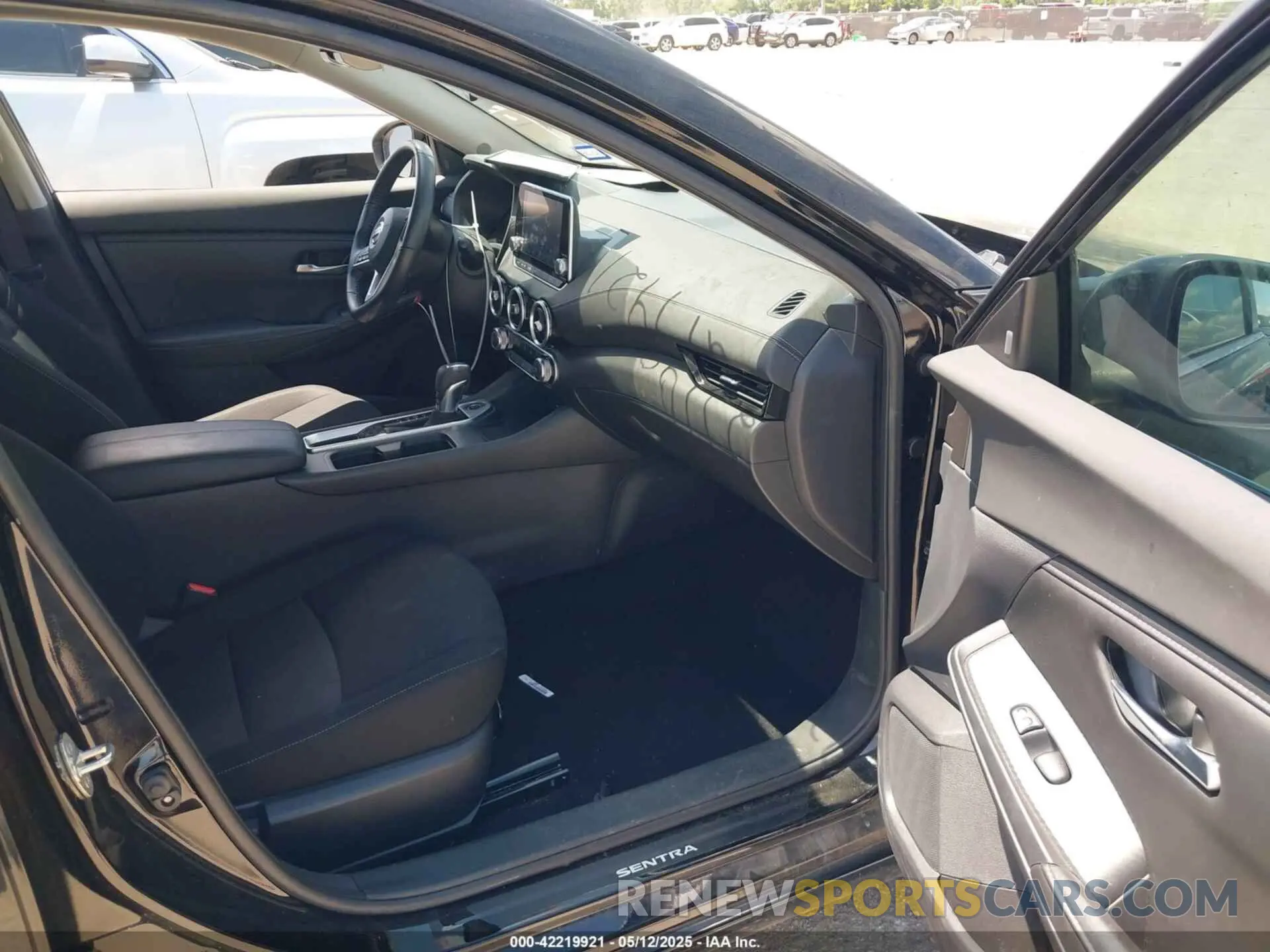 5 Photograph of a damaged car 3N1AB8CV9NY296270 NISSAN SENTRA 2022