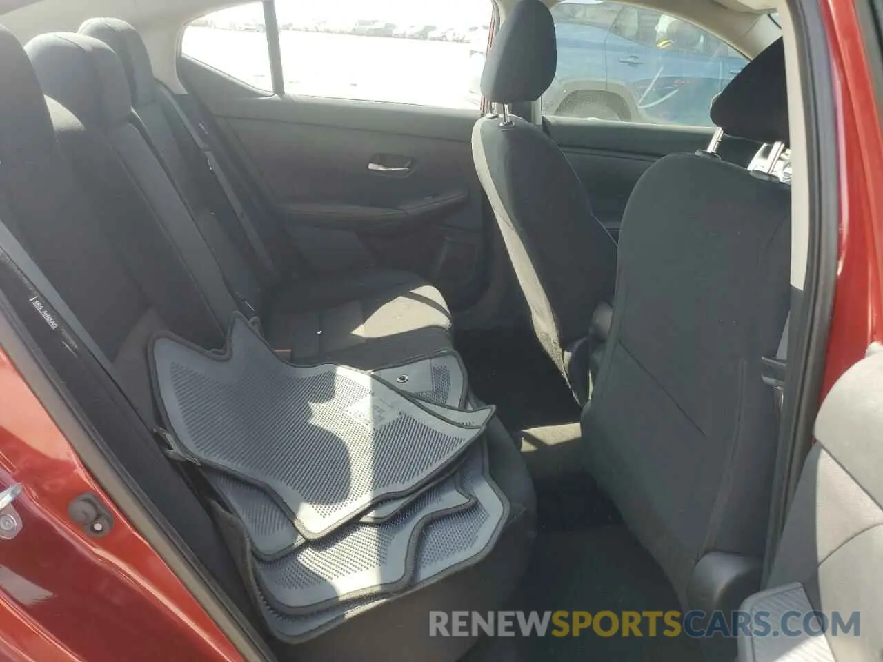 10 Photograph of a damaged car 3N1AB8CV9NY314010 NISSAN SENTRA 2022