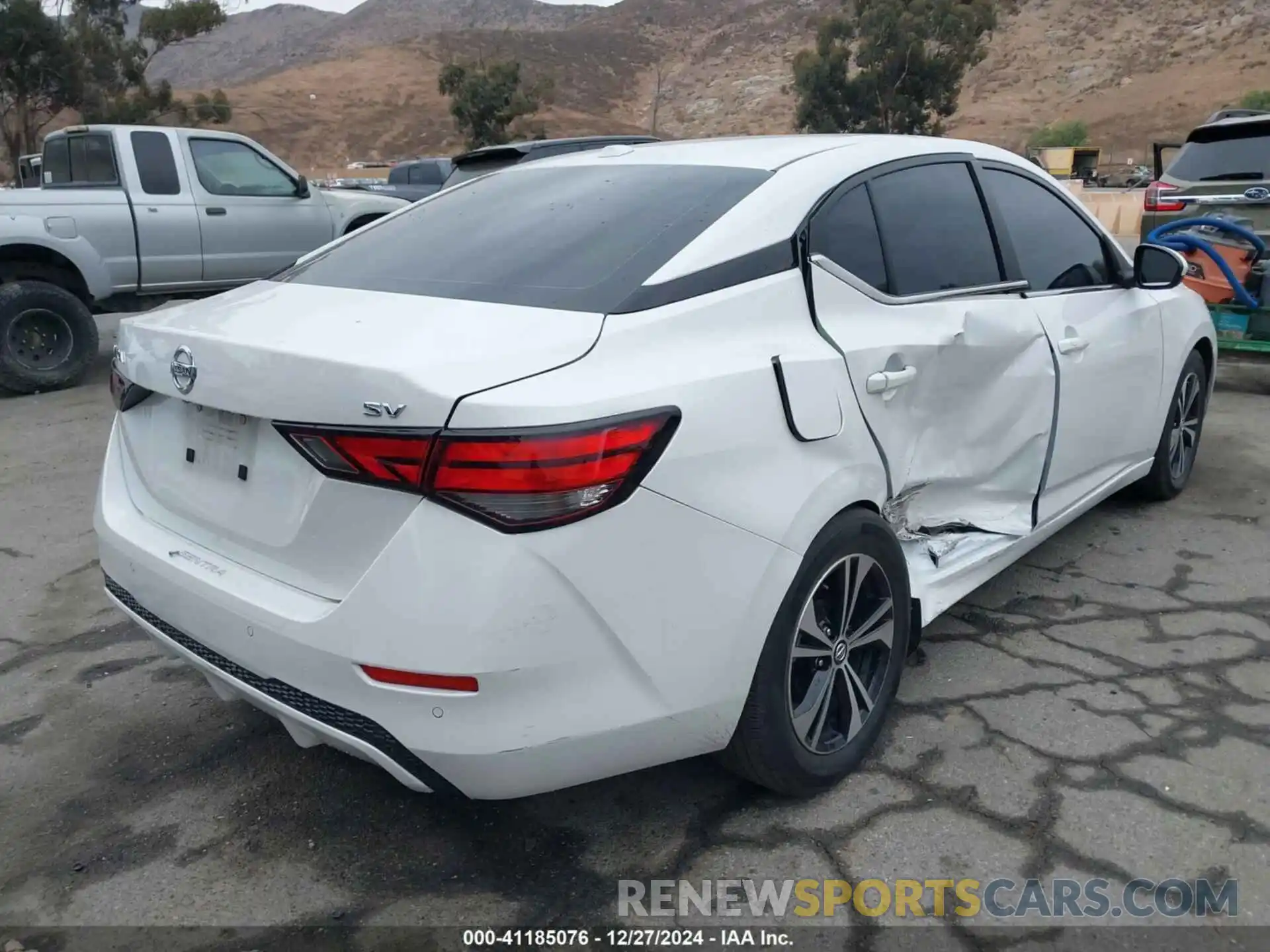 4 Photograph of a damaged car 3N1AB8CV9NY317814 NISSAN SENTRA 2022