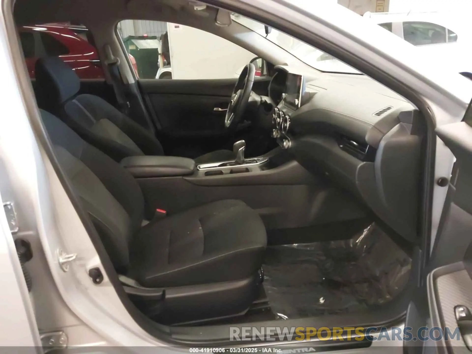 5 Photograph of a damaged car 3N1AB8CVXNY232383 NISSAN SENTRA 2022
