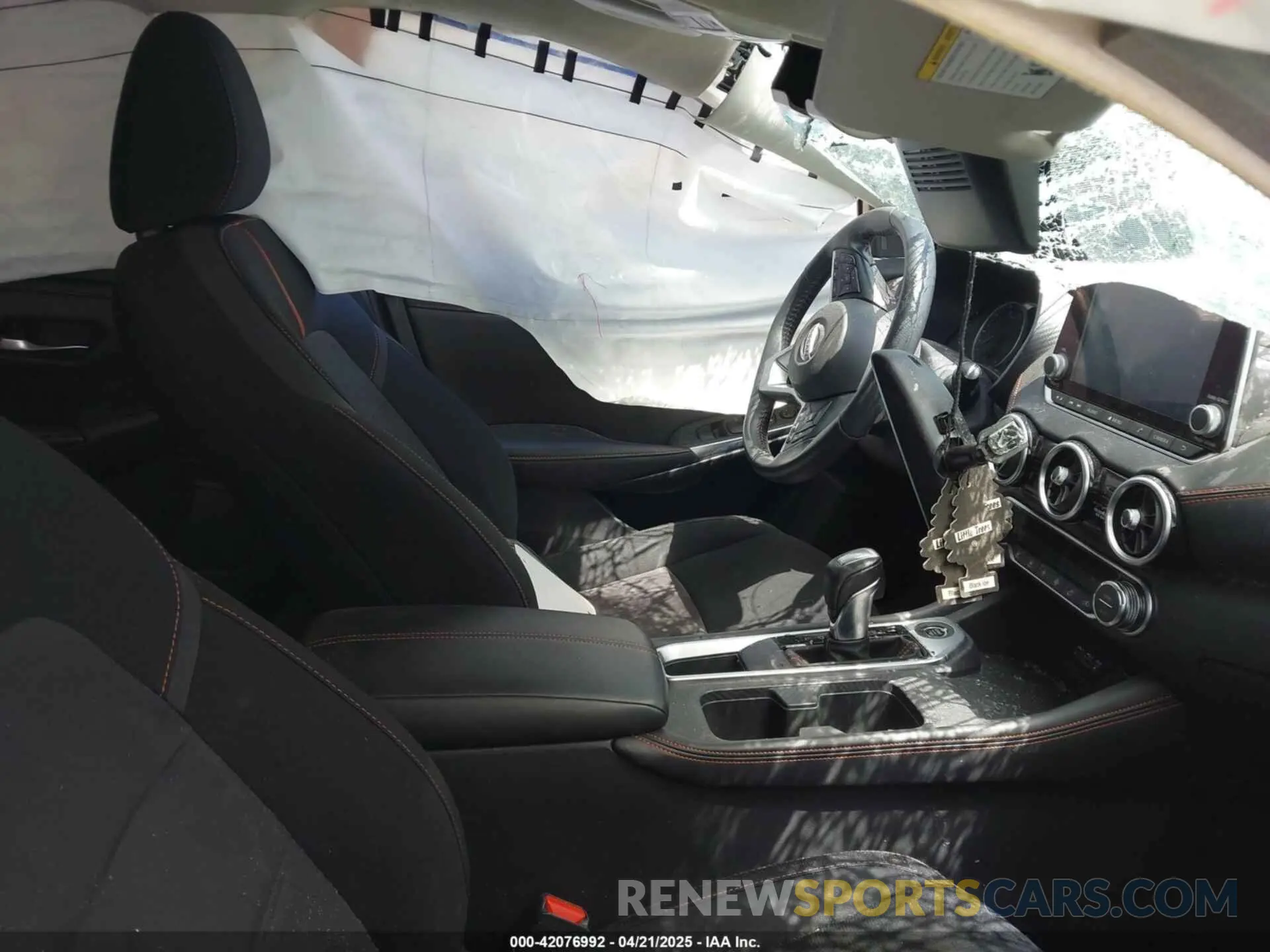 5 Photograph of a damaged car 3N1AB8DV0NY313438 NISSAN SENTRA 2022