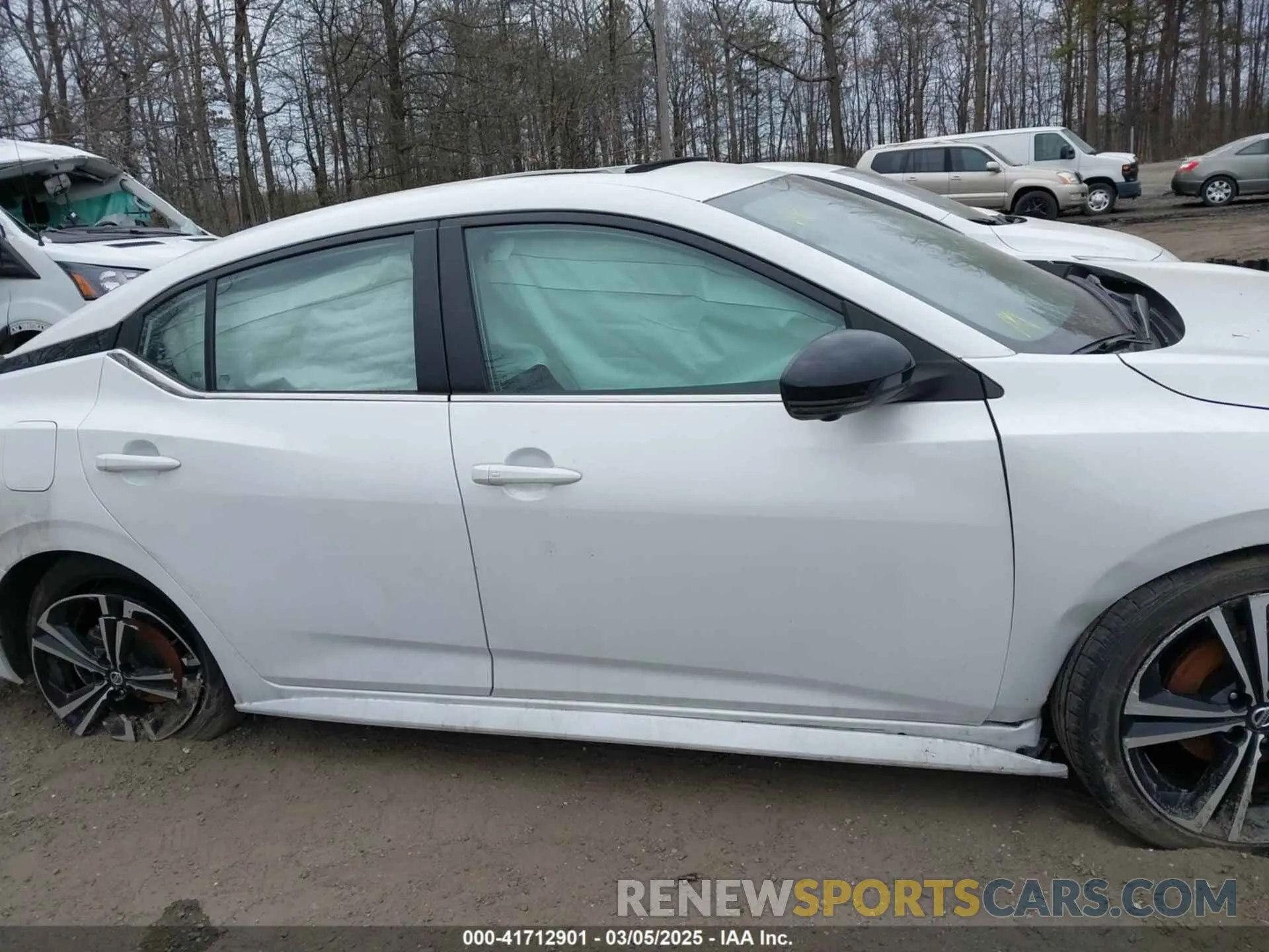 12 Photograph of a damaged car 3N1AB8DV3NY313885 NISSAN SENTRA 2022