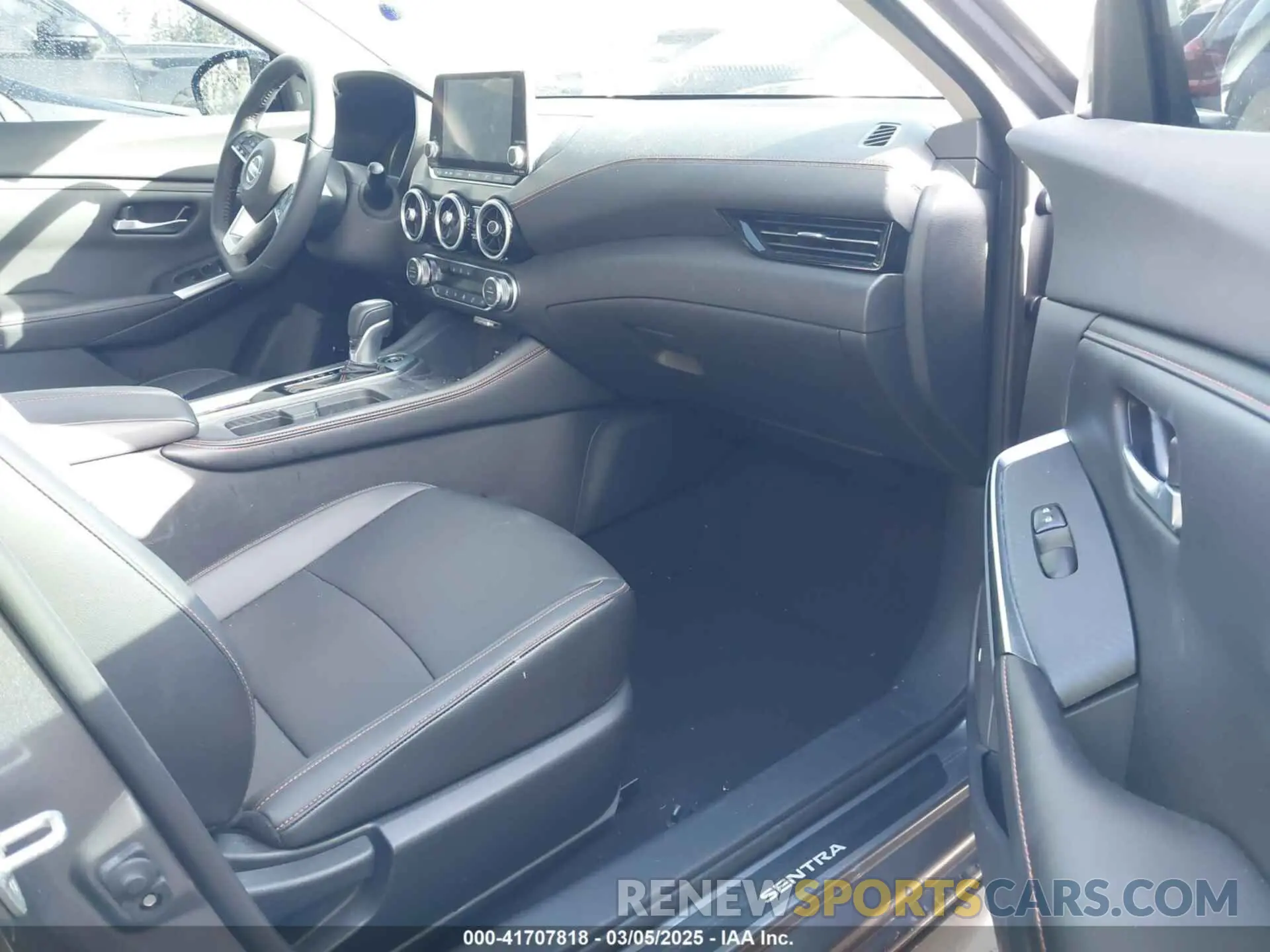 5 Photograph of a damaged car 3N1AB8DV6NY219418 NISSAN SENTRA 2022