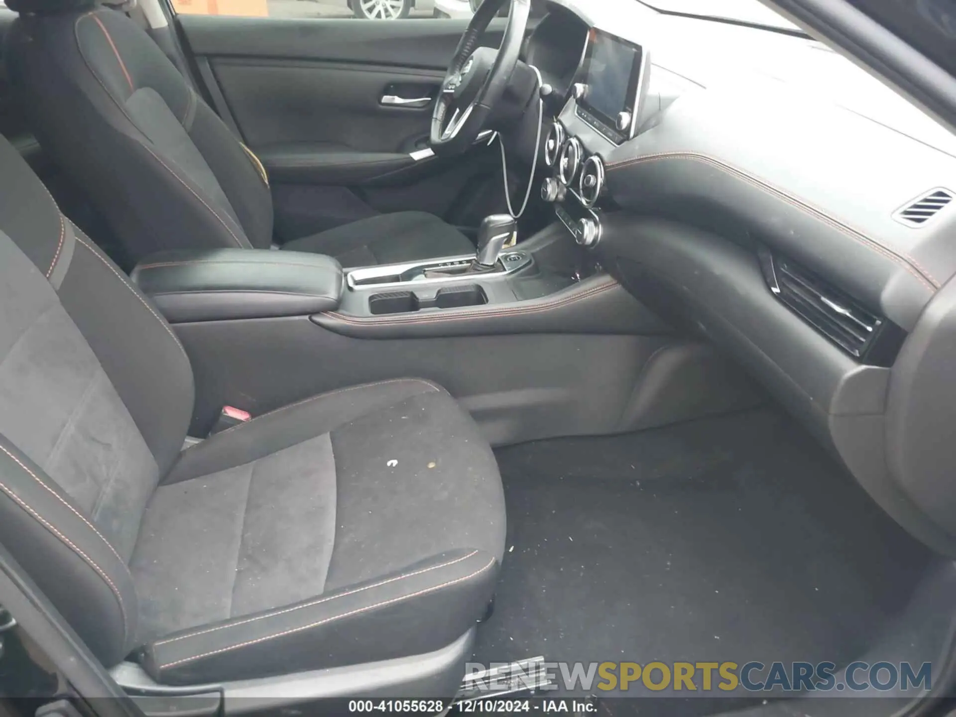 5 Photograph of a damaged car 3N1AB8DV6NY229320 NISSAN SENTRA 2022