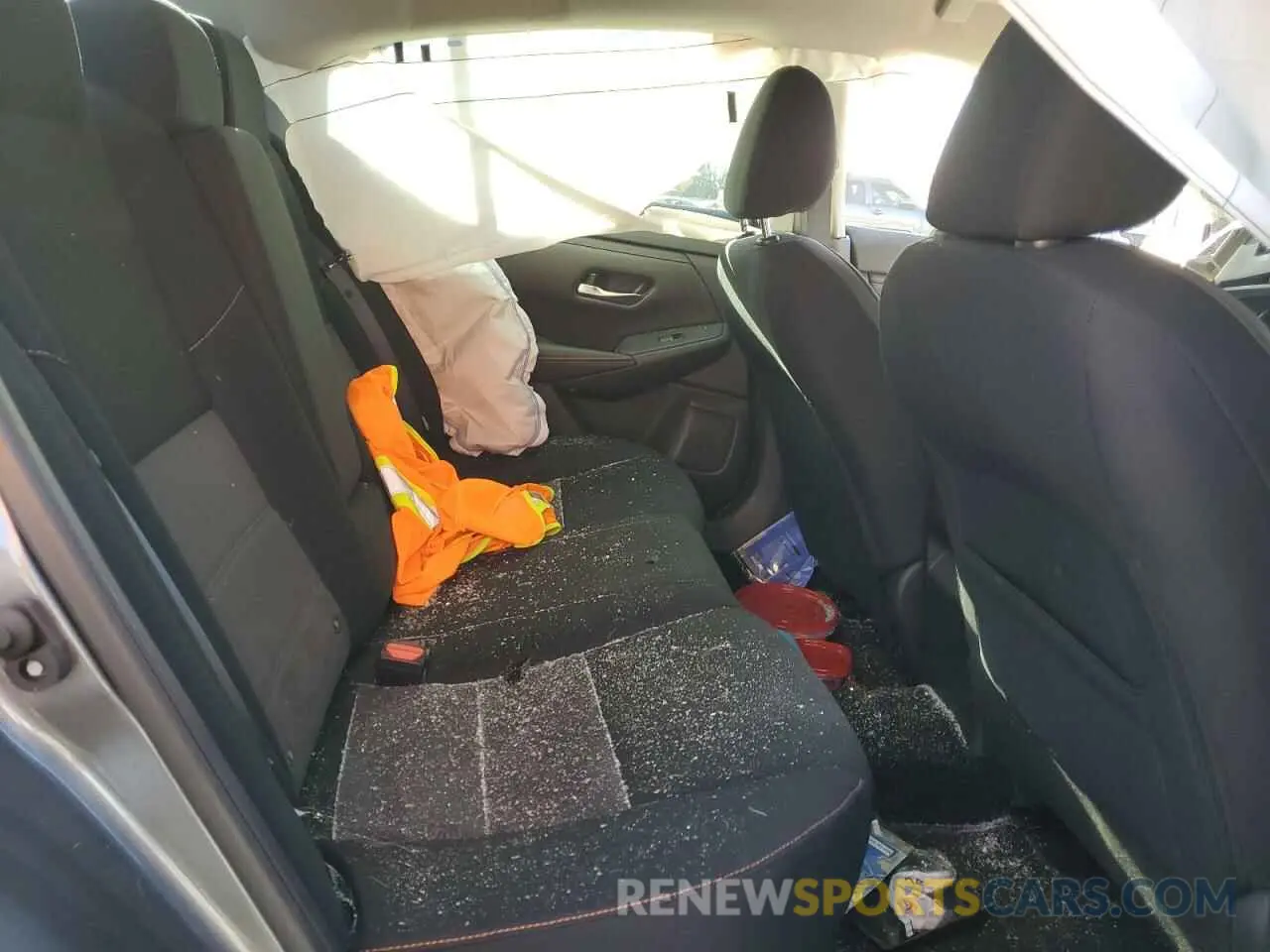 11 Photograph of a damaged car 3N1AB8DV8NY275389 NISSAN SENTRA 2022