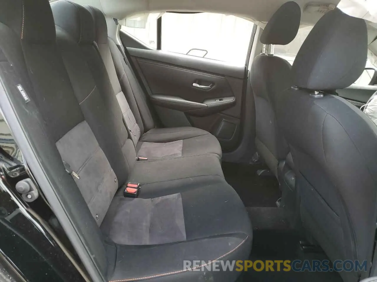 11 Photograph of a damaged car 3N1AB8DV8NY283296 NISSAN SENTRA 2022