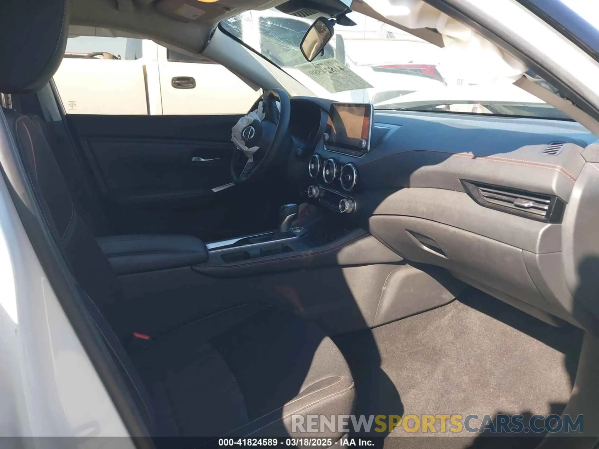 5 Photograph of a damaged car 3N1AB8DV8NY287476 NISSAN SENTRA 2022