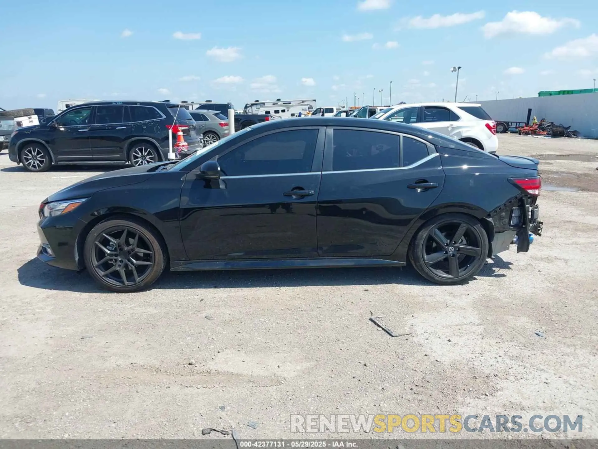 15 Photograph of a damaged car 3N1AB8DV8NY300761 NISSAN SENTRA 2022