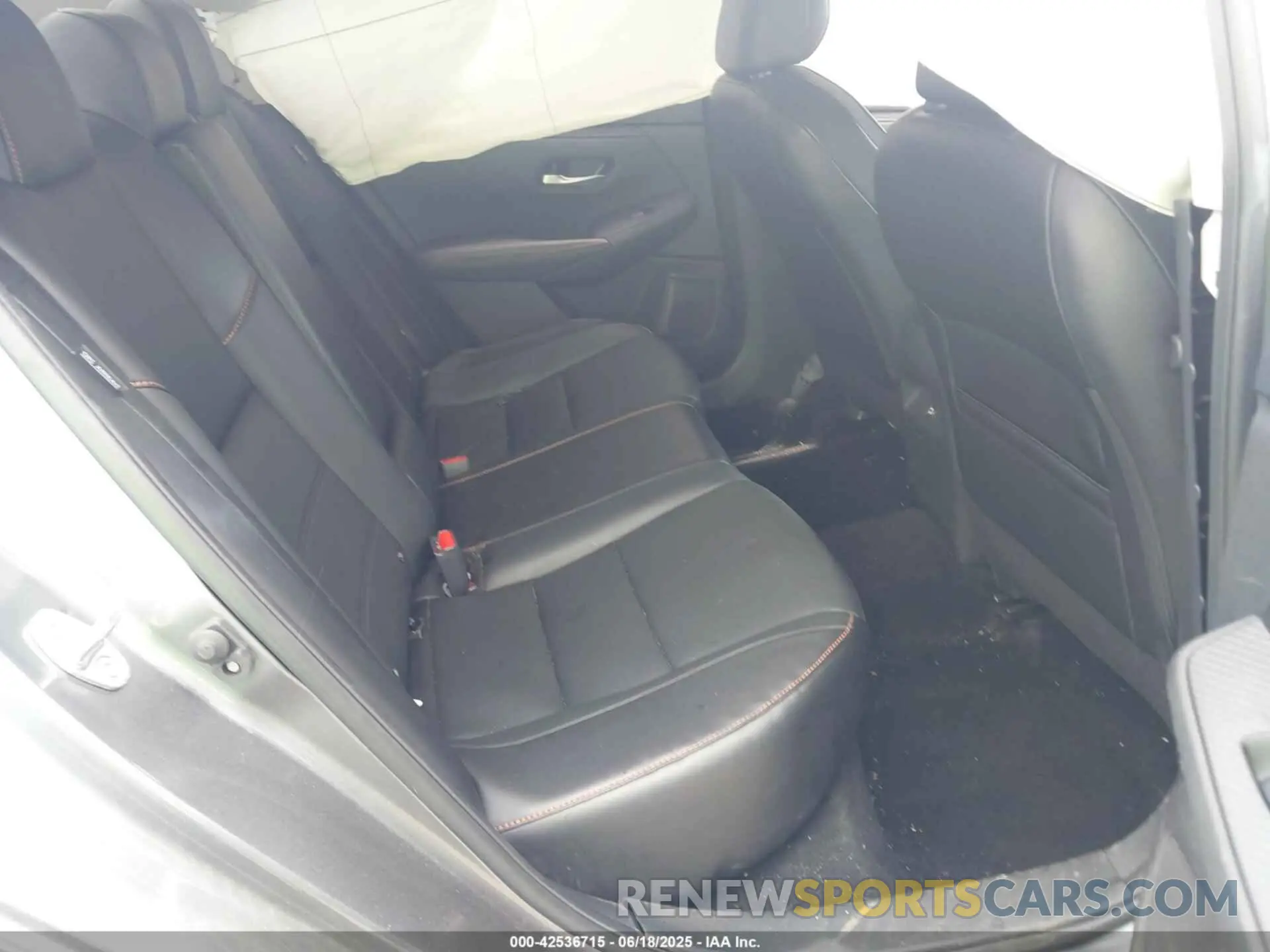 8 Photograph of a damaged car 3N1AB8DV9NY210213 NISSAN SENTRA 2022