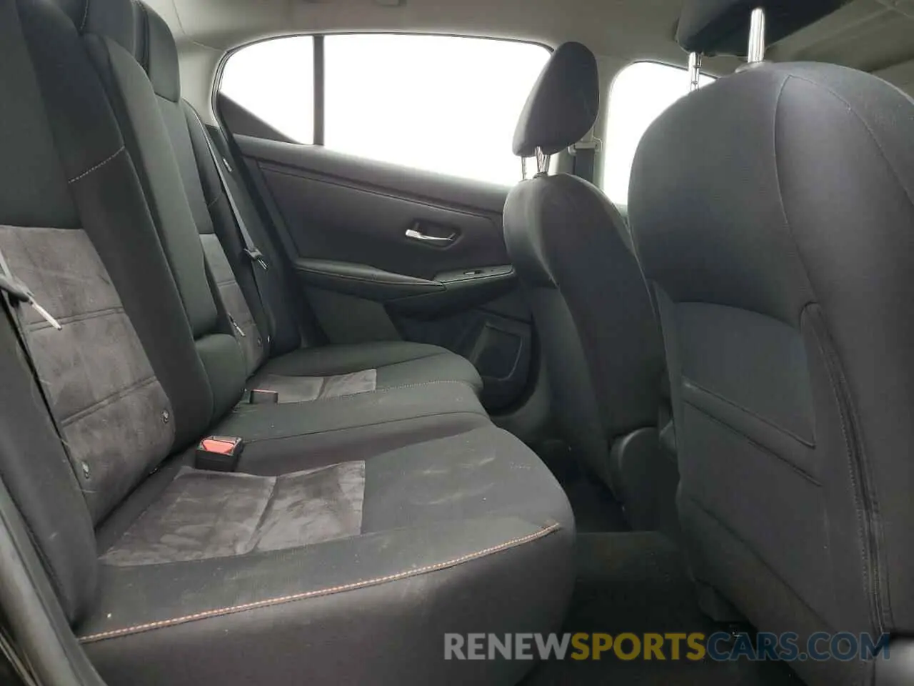 10 Photograph of a damaged car 3N1AB8DVXNY304424 NISSAN SENTRA 2022