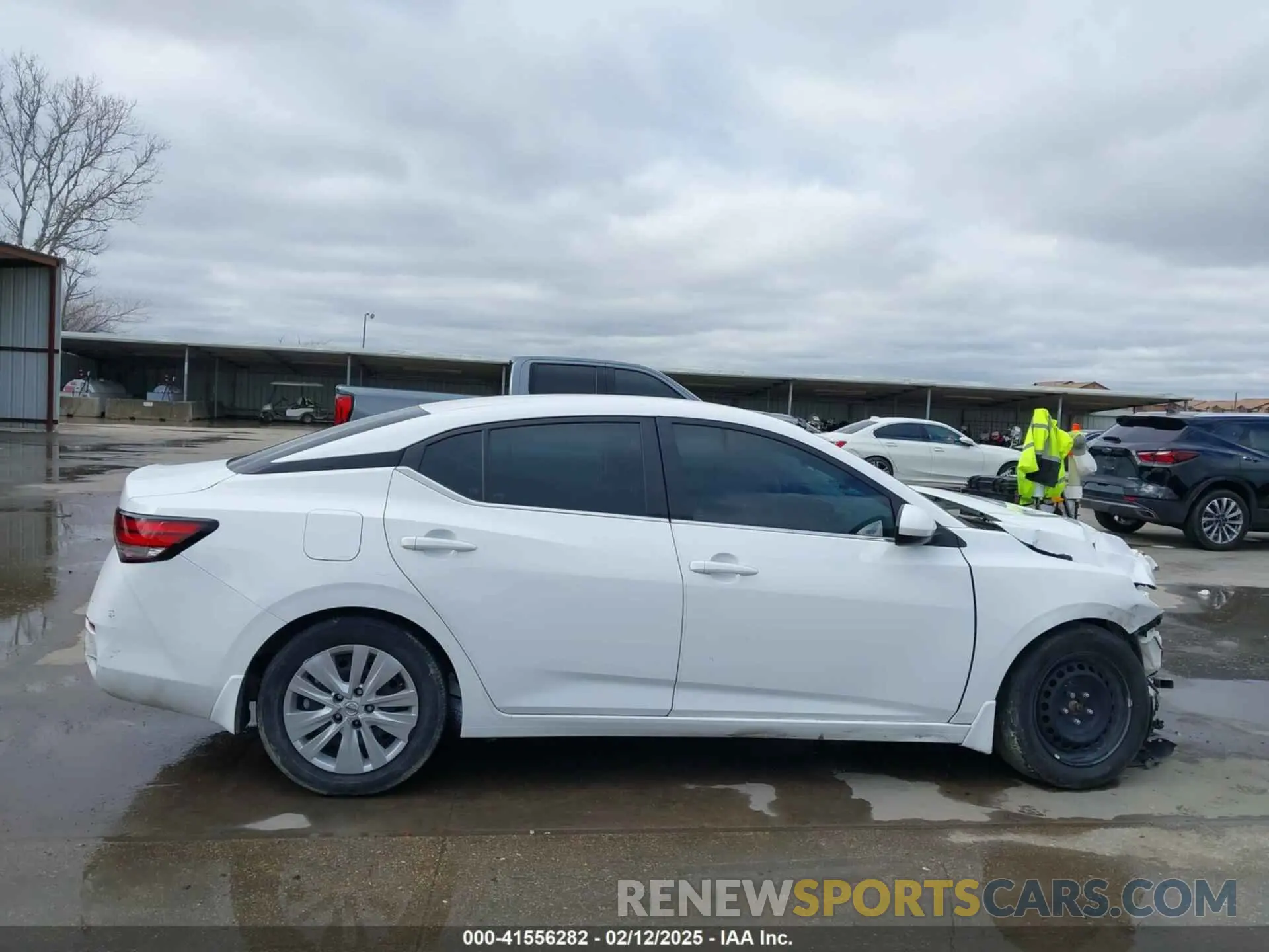 14 Photograph of a damaged car 3N1AB8BV0PY298512 NISSAN SENTRA 2023