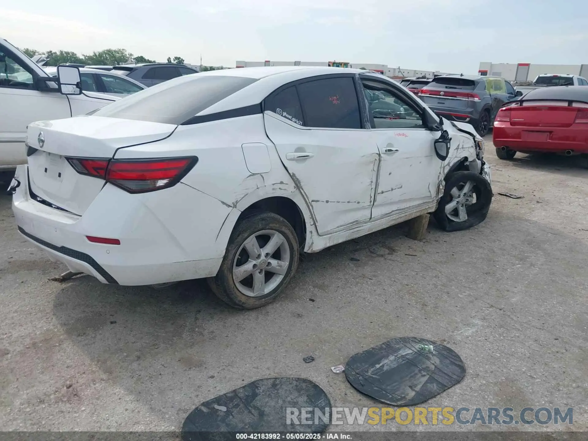 4 Photograph of a damaged car 3N1AB8BV3PY292087 NISSAN SENTRA 2023