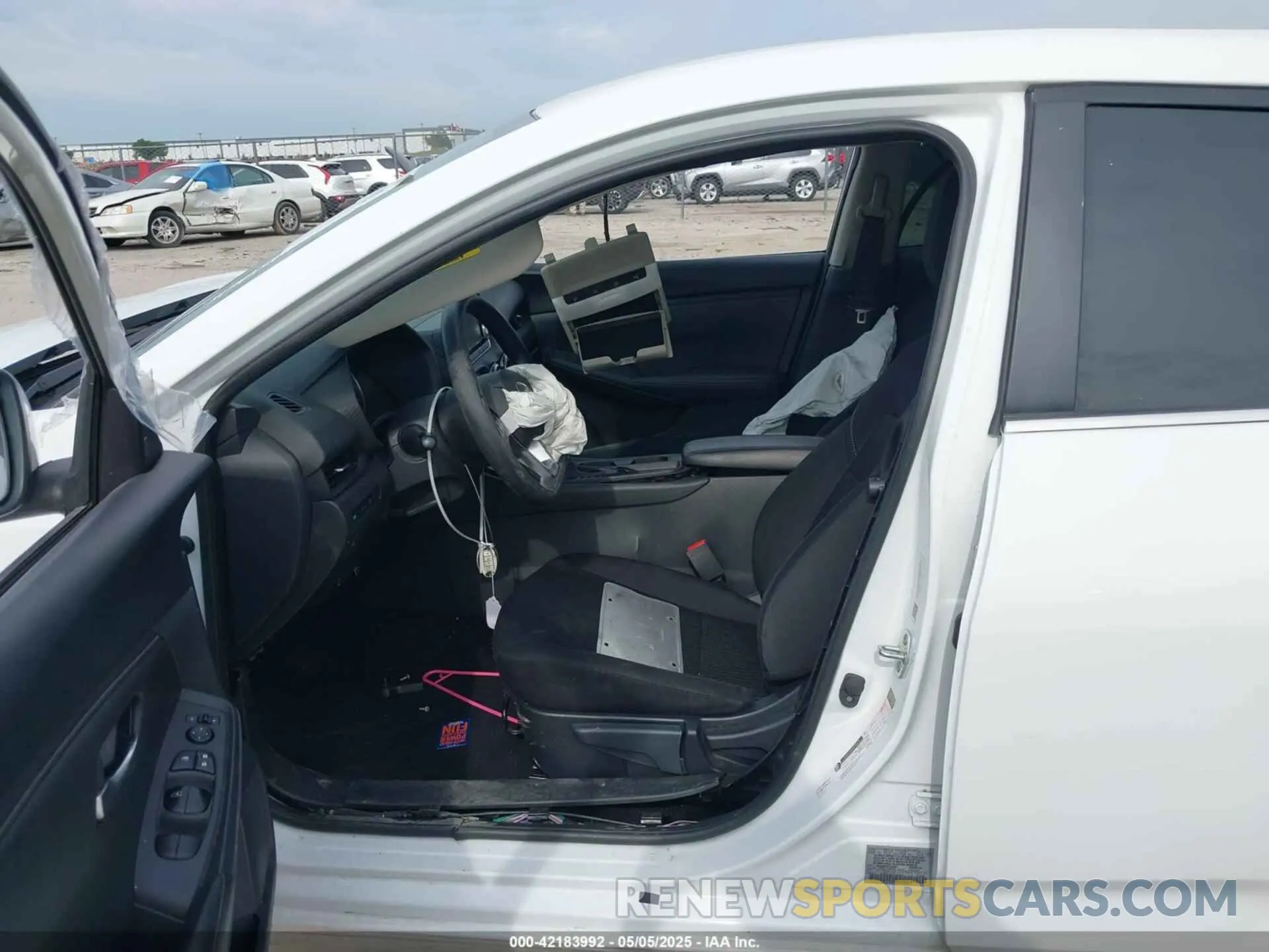 5 Photograph of a damaged car 3N1AB8BV3PY292087 NISSAN SENTRA 2023