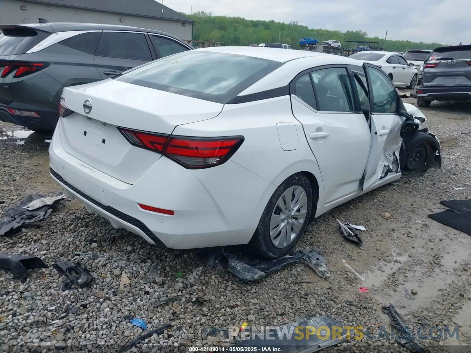 4 Photograph of a damaged car 3N1AB8BV3PY296026 NISSAN SENTRA 2023