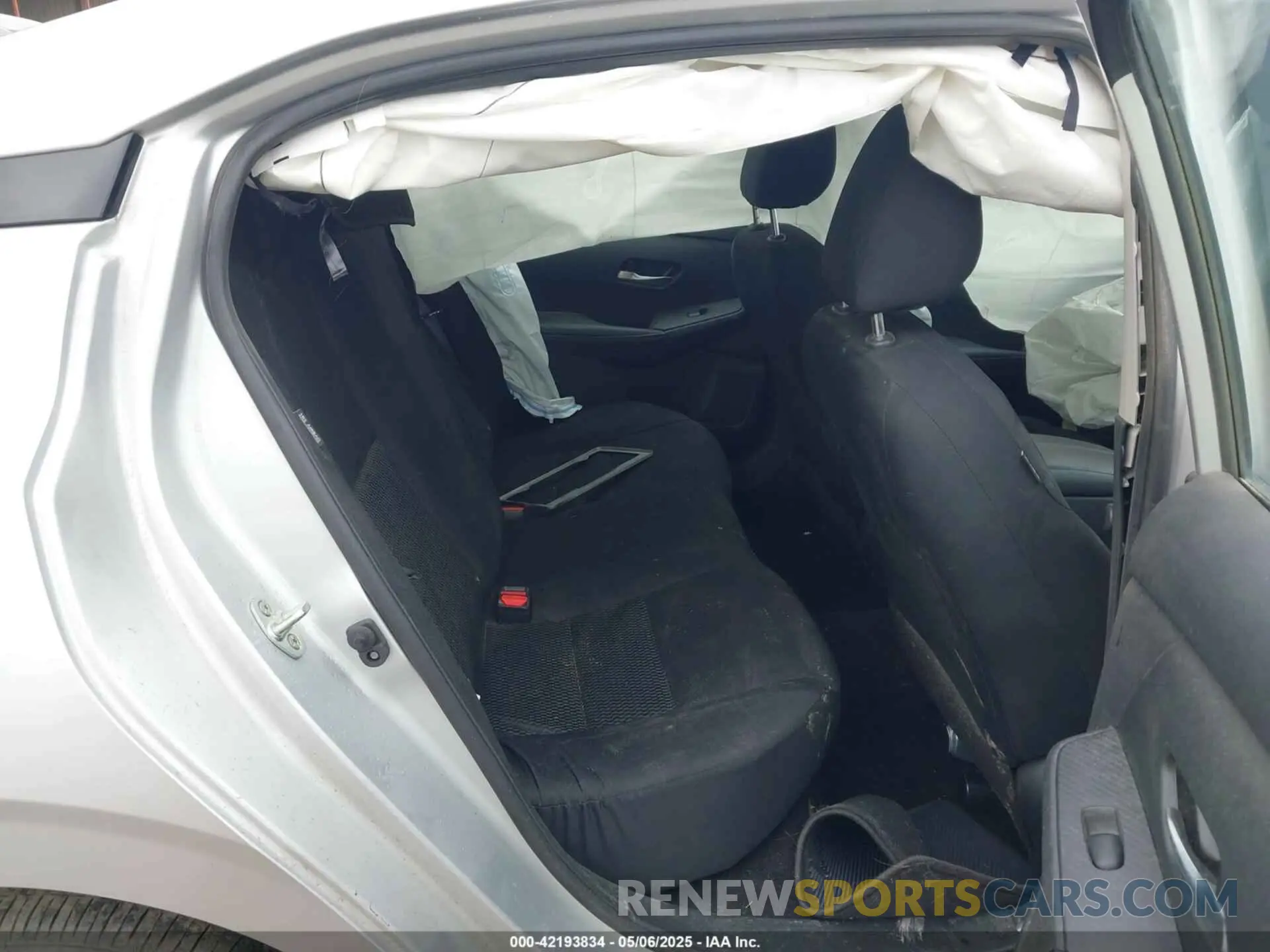 8 Photograph of a damaged car 3N1AB8BV5PY319709 NISSAN SENTRA 2023