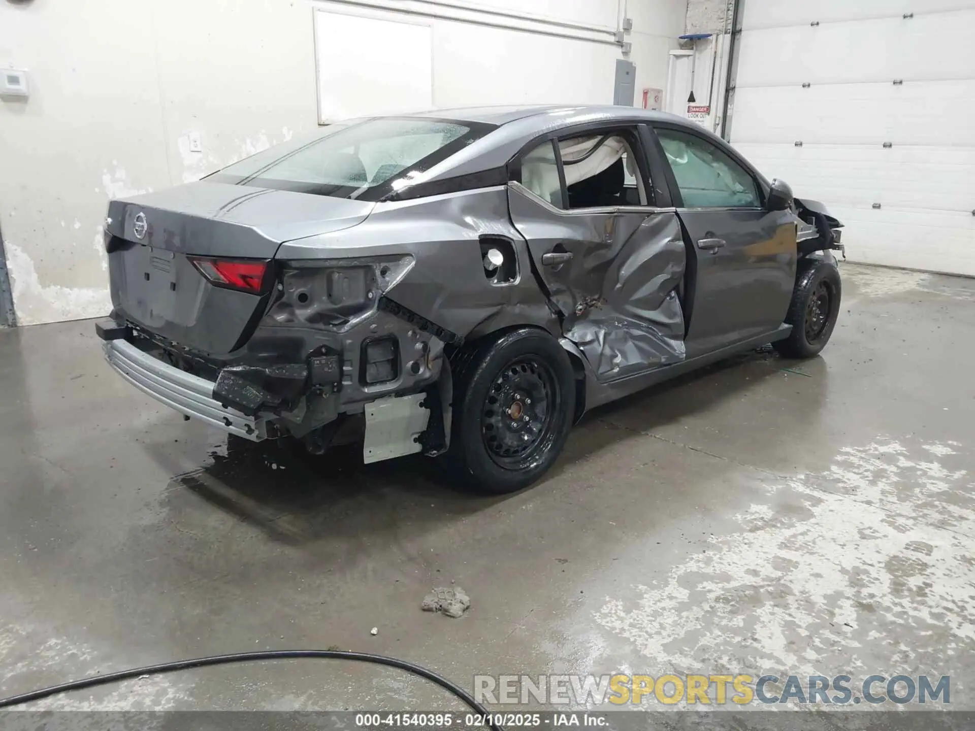4 Photograph of a damaged car 3N1AB8BV6PY292617 NISSAN SENTRA 2023