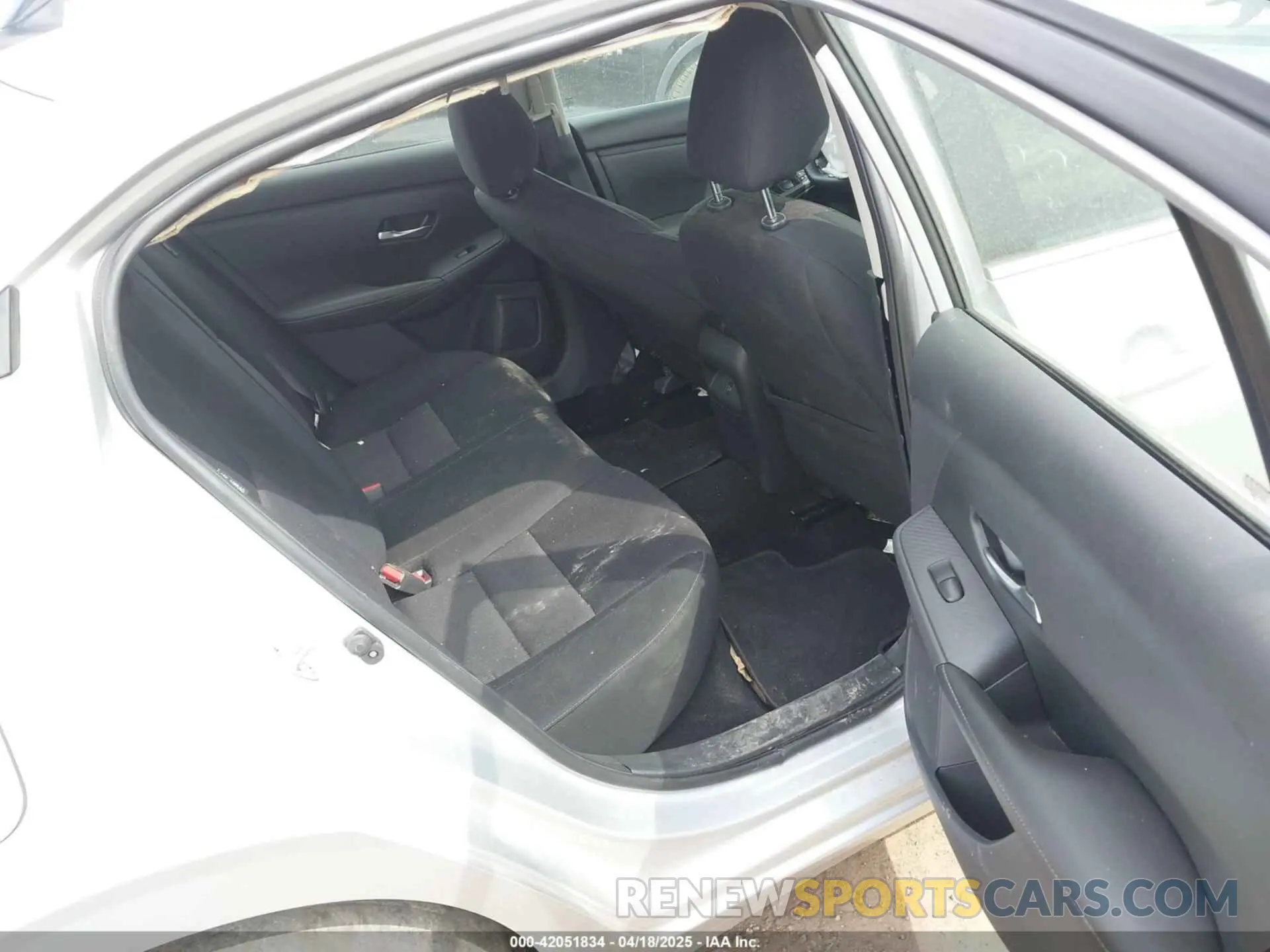 8 Photograph of a damaged car 3N1AB8CV2PY261220 NISSAN SENTRA 2023