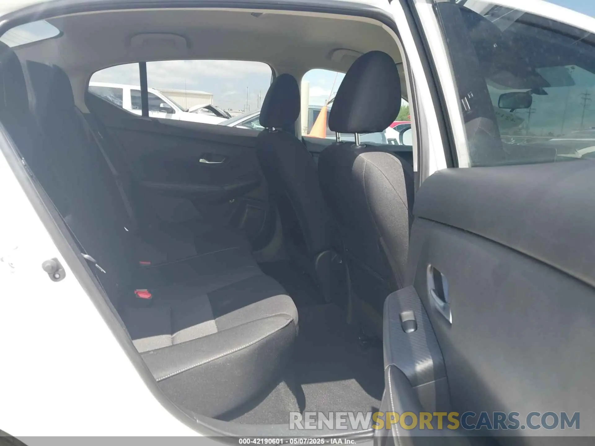 8 Photograph of a damaged car 3N1AB8CV5PY306702 NISSAN SENTRA 2023