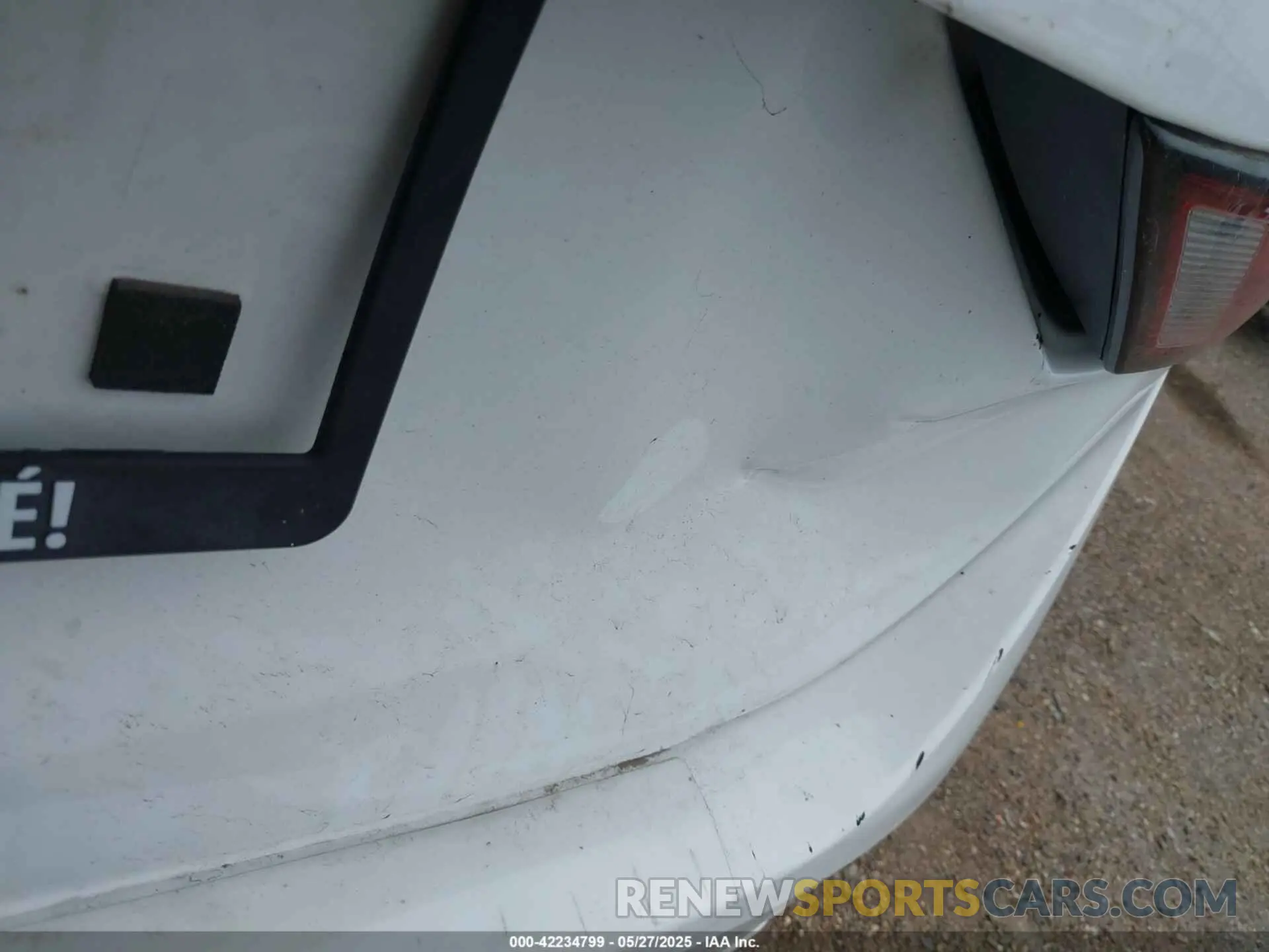 18 Photograph of a damaged car 3N1AB8CV5PY324956 NISSAN SENTRA 2023