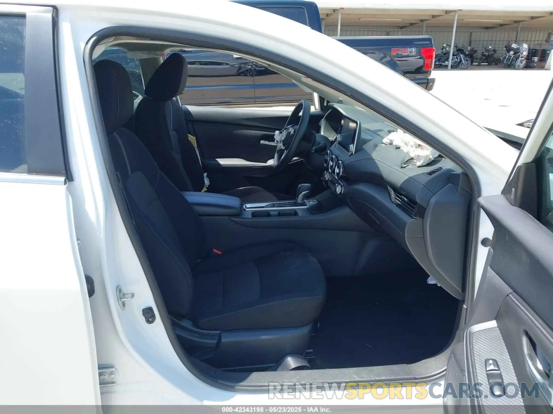 5 Photograph of a damaged car 3N1AB8CV6PY272351 NISSAN SENTRA 2023